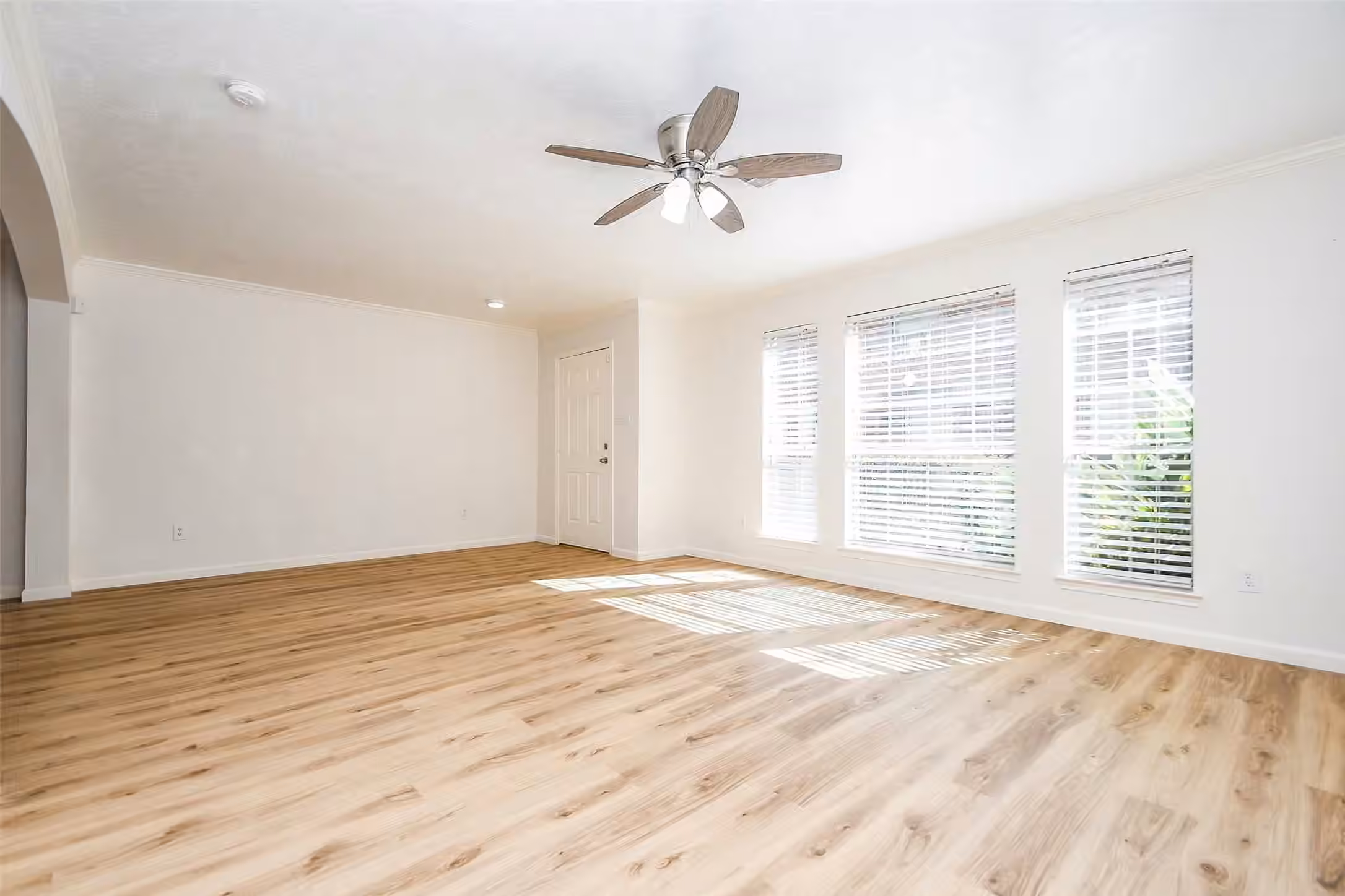 Photo 2 of 11735 Alief Clodine Road 17, Houston, TX