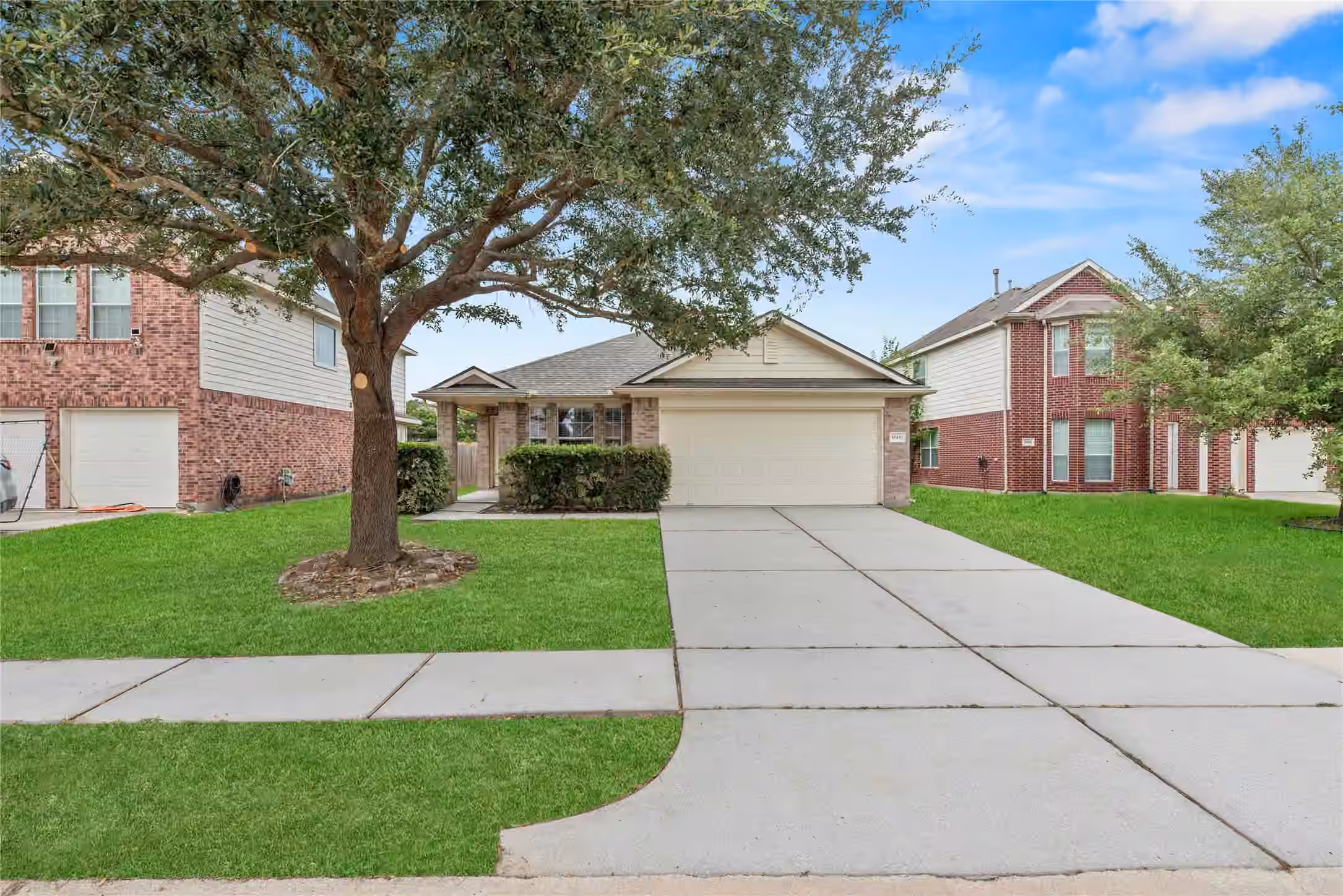 Photo 2 of 10410 Dewey Eve Court, Houston, TX