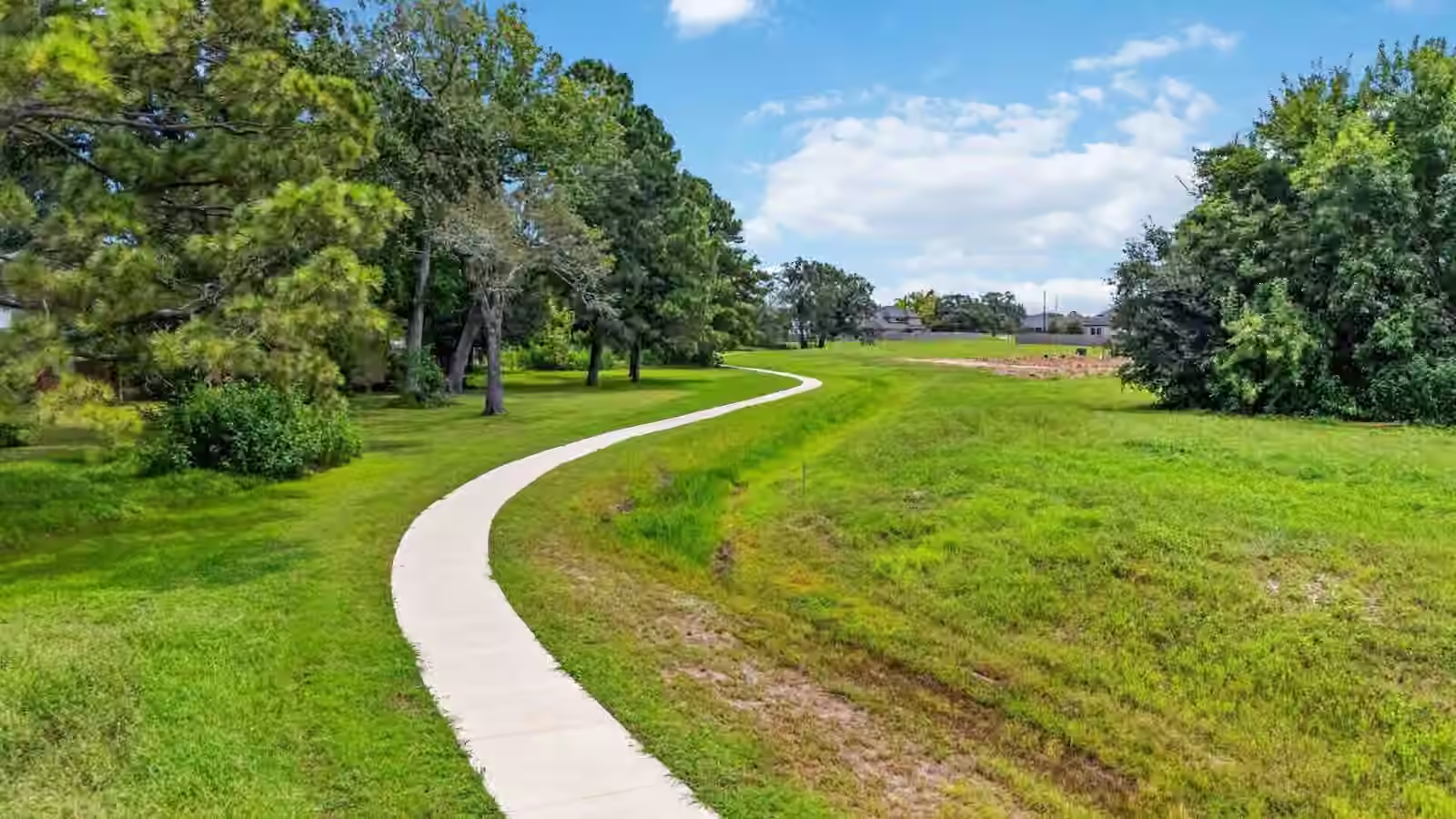Photo 5 of 2503 Friendswood Trail, Friendswood, TX