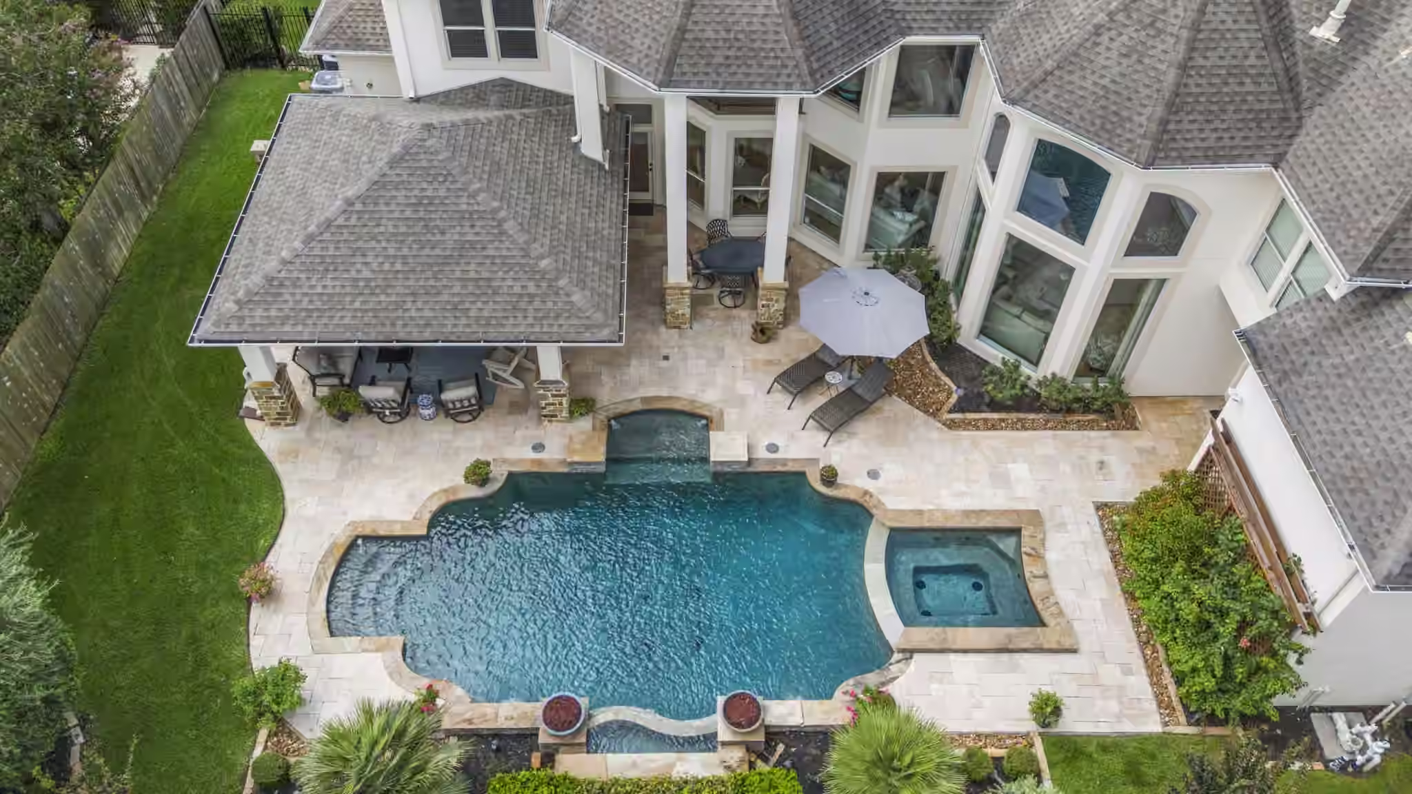 Photo 5 of 4023 Monticello Drive, Sugar Land, TX