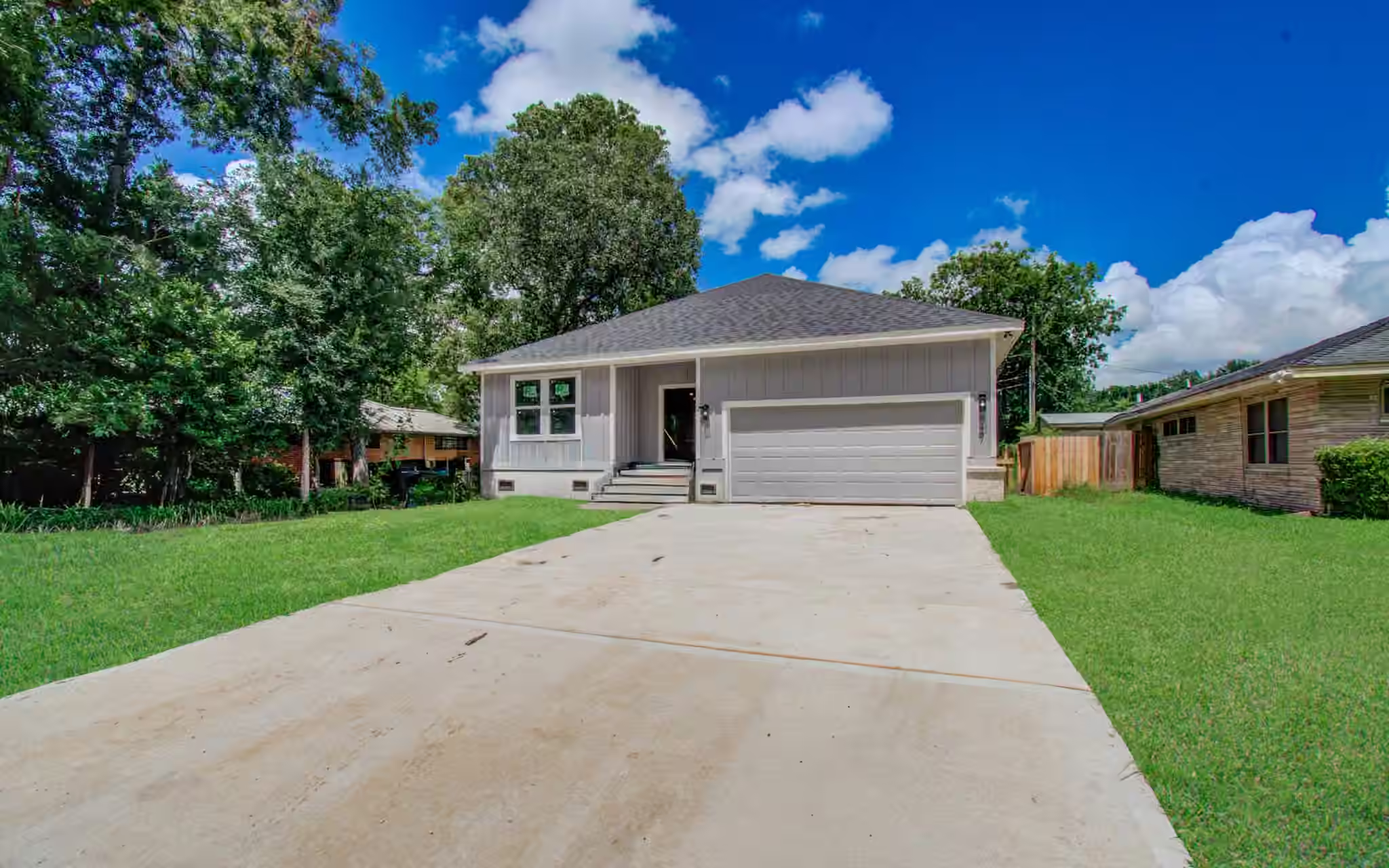 Photo 2 of 5447 N Shady Creek Drive, Houston, TX
