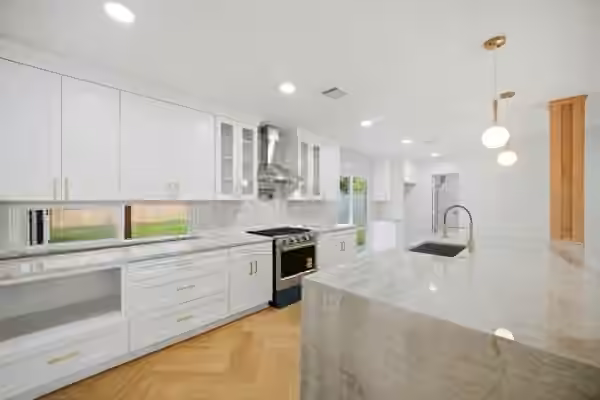 Photo 5 of 1903 Sedgie Drive, Houston, TX