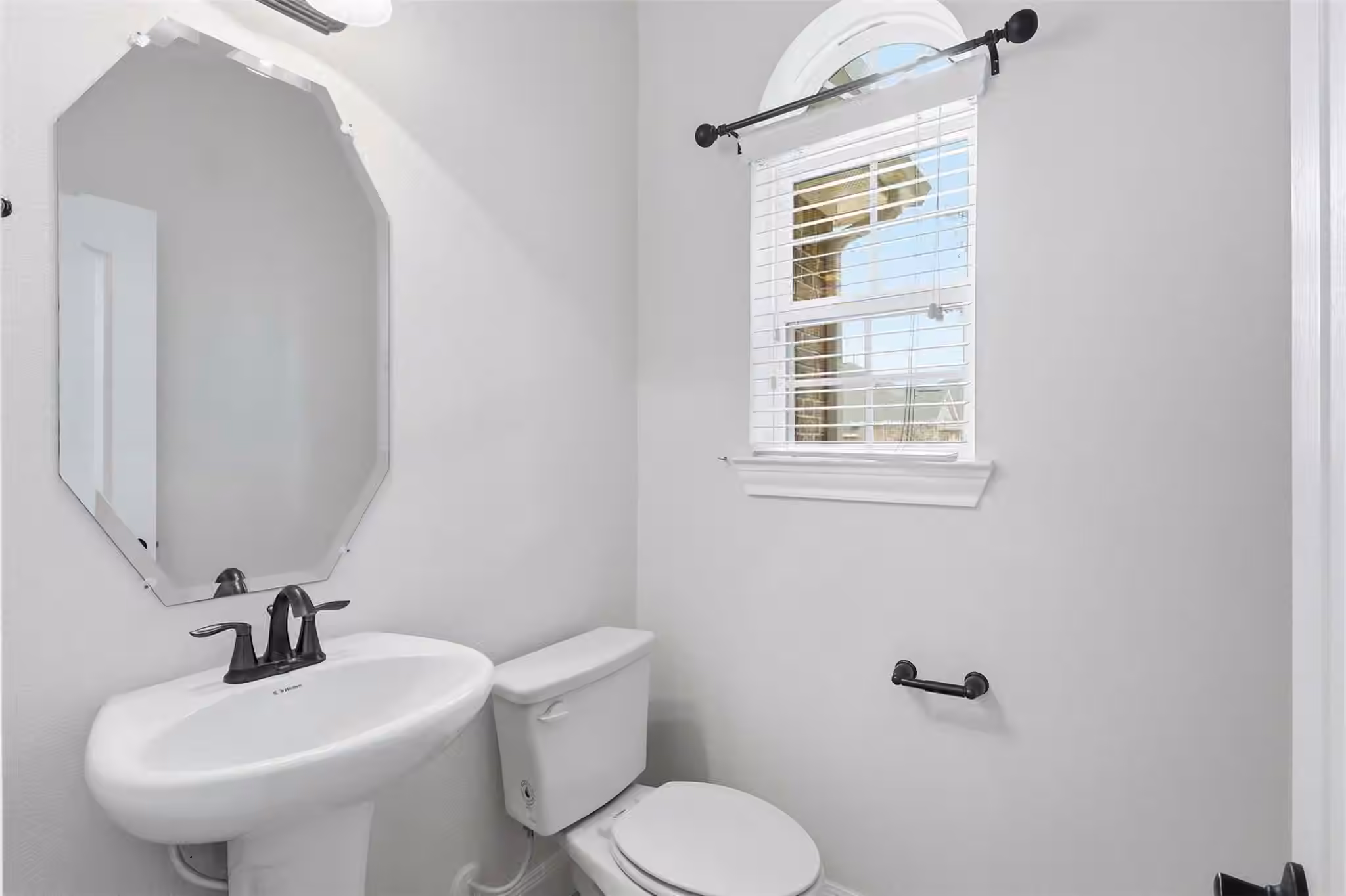 Photo 6 of 3226 Explorer Way, Conroe, TX