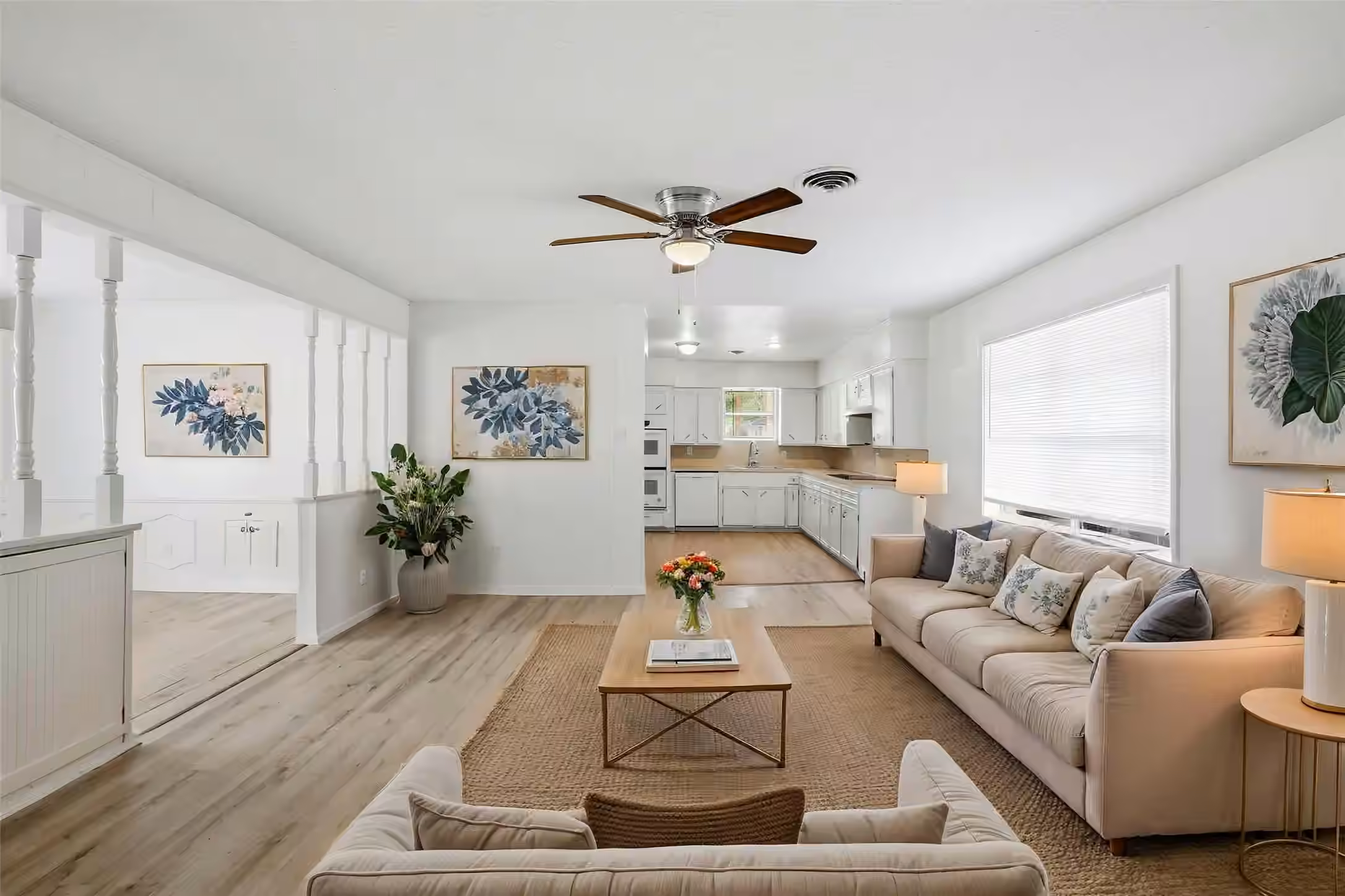 Photo 5 of 903 S Dula Street, Alvin, TX