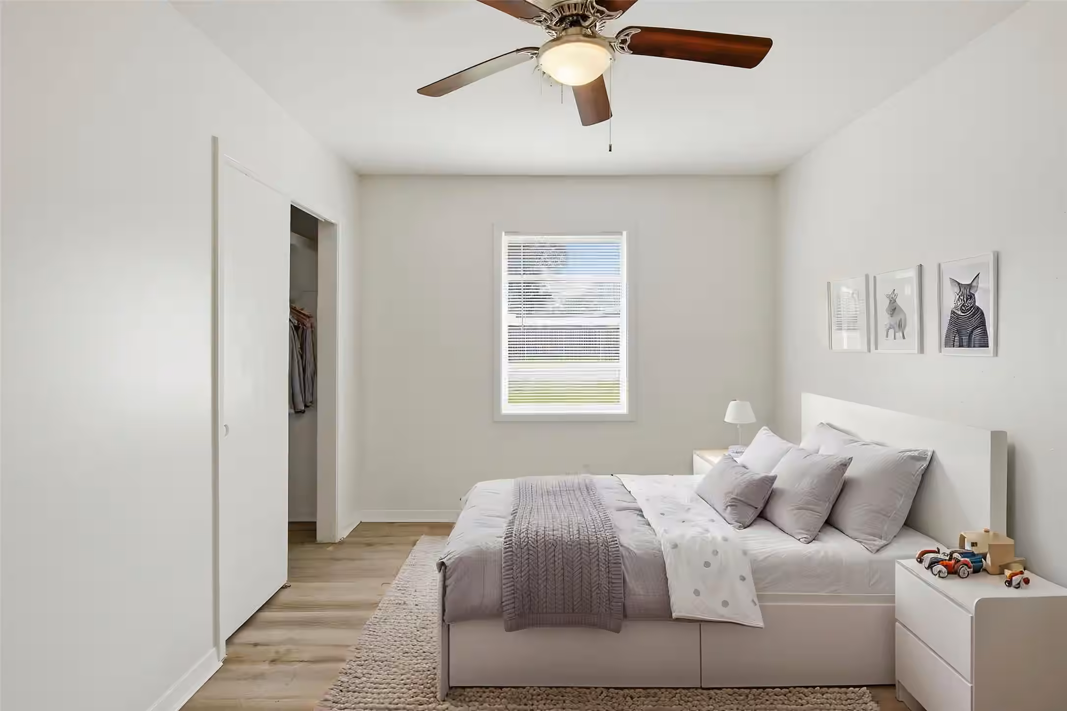Photo 6 of 903 S Dula Street, Alvin, TX