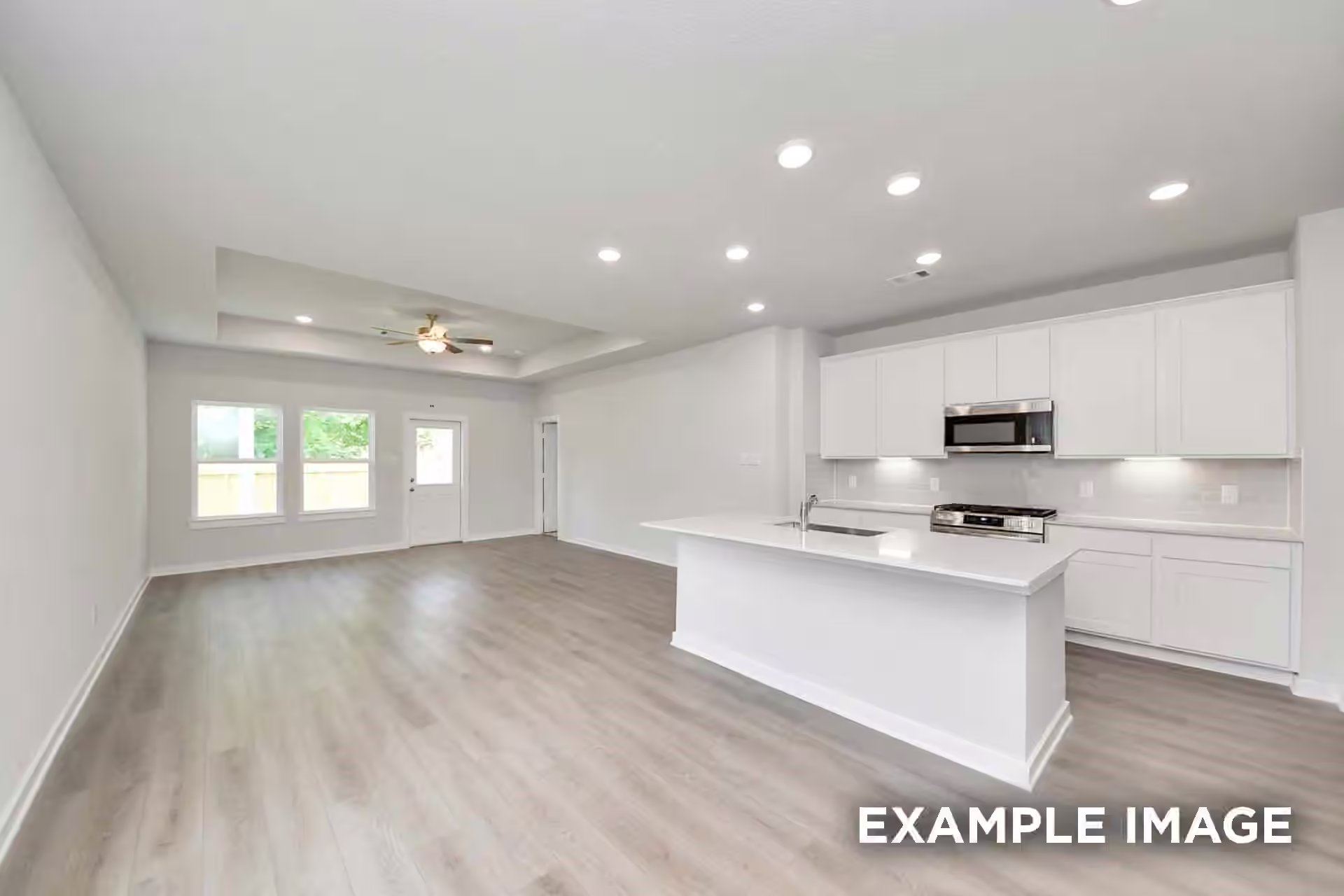 Photo 3 of 2108 South Canopy Crossing Circle, Conroe, TX