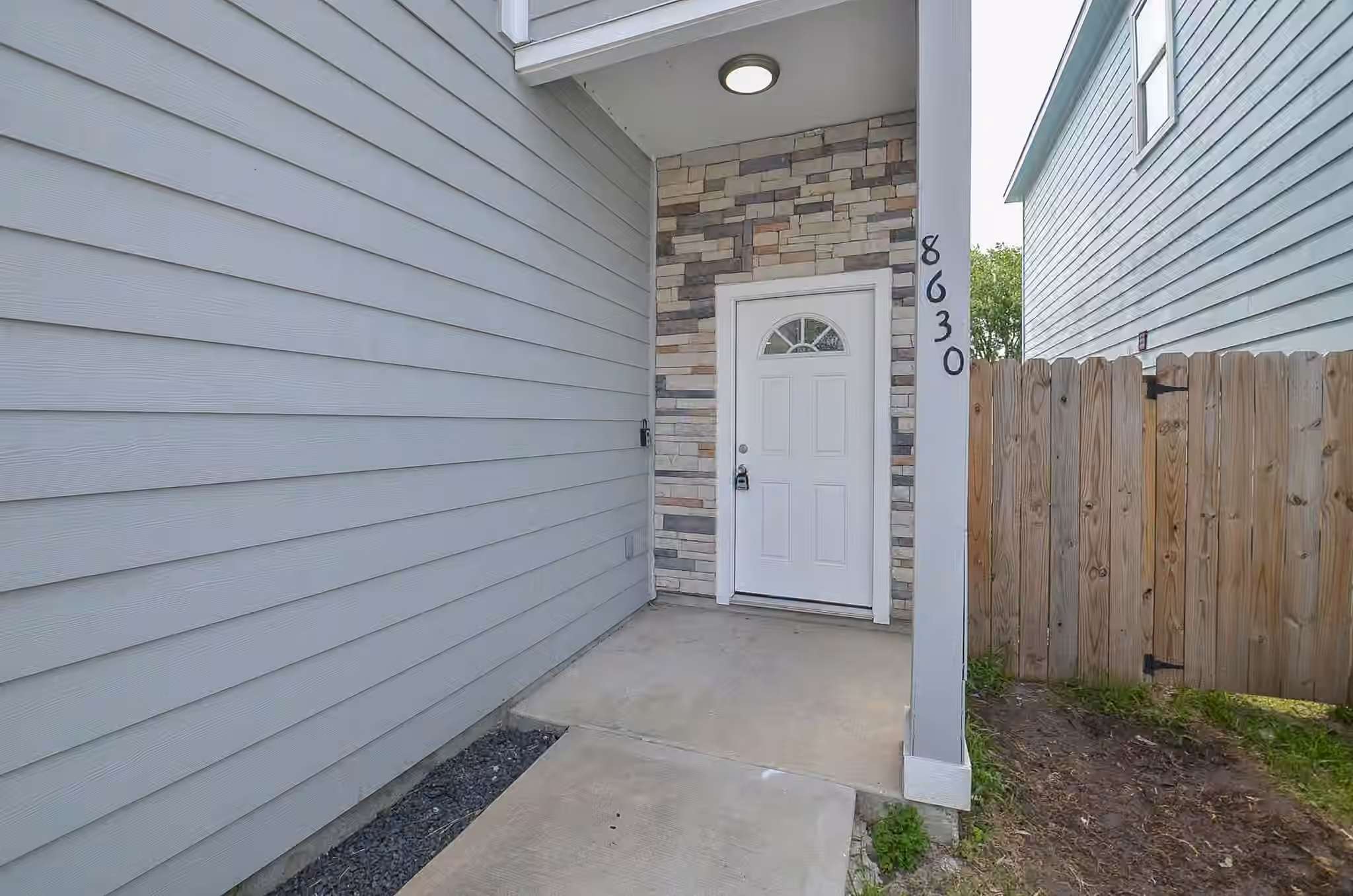 Photo 2 of 8630 Scott Street, Houston, TX
