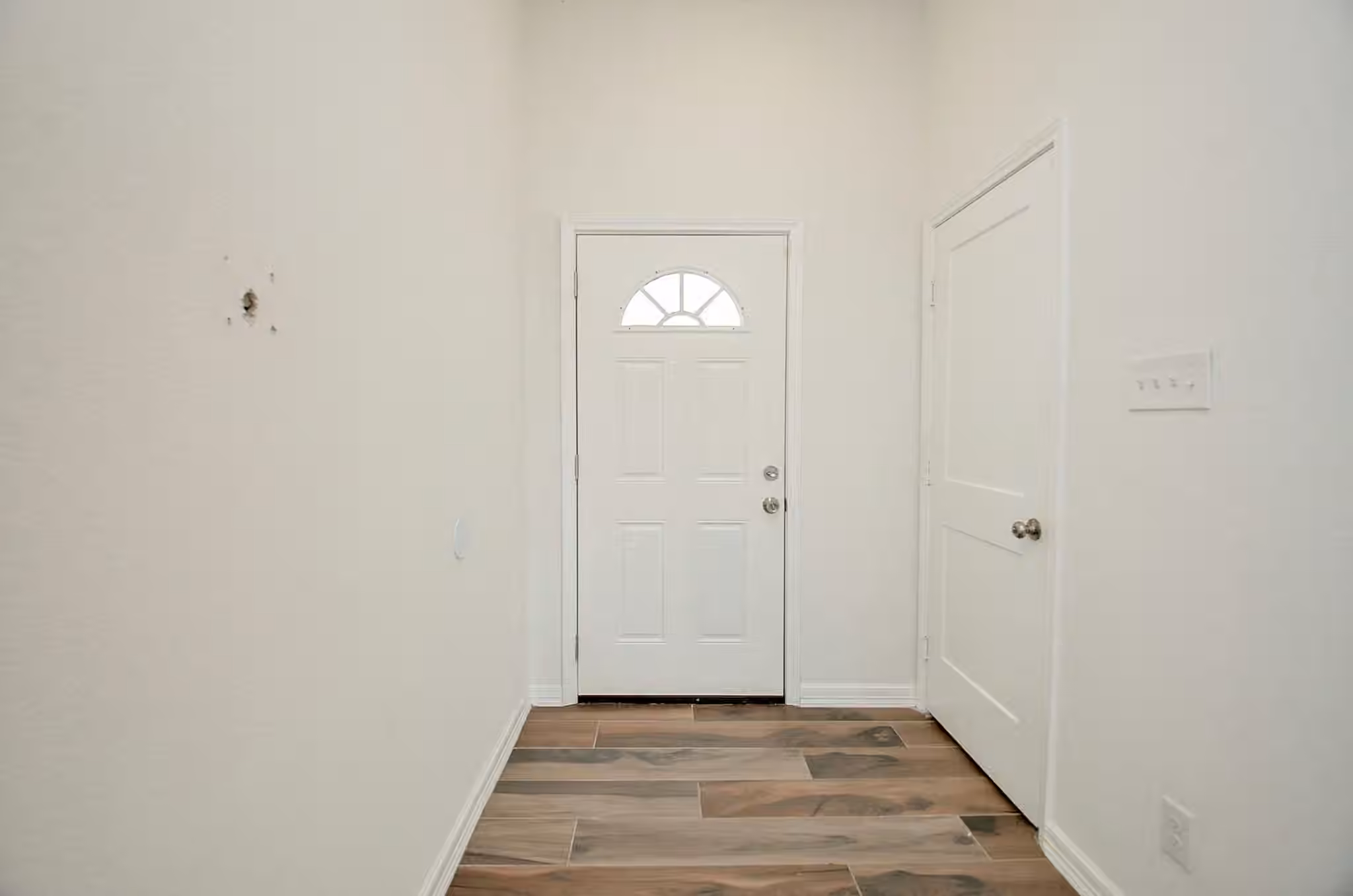 Photo 4 of 8630 Scott Street, Houston, TX