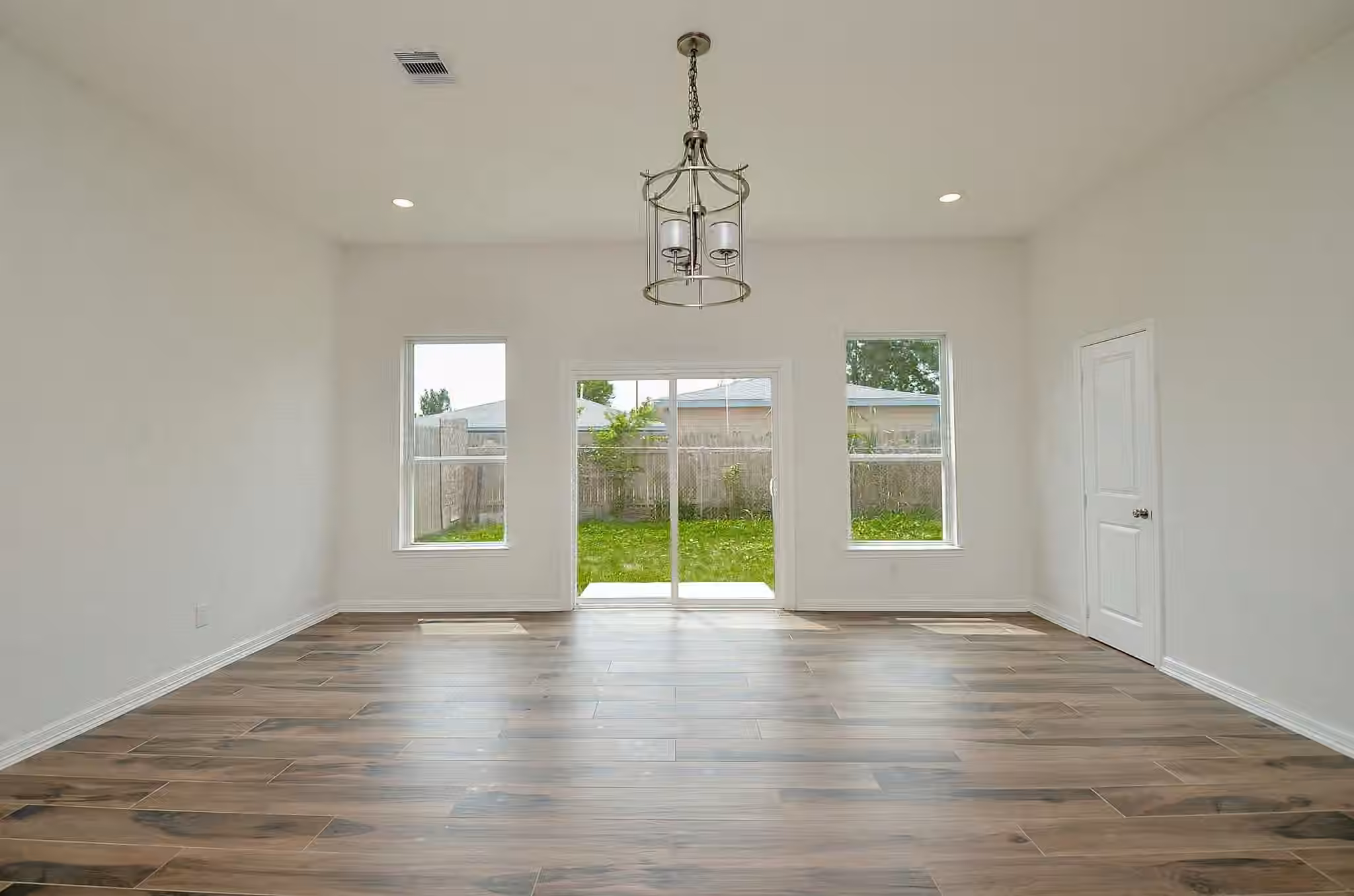 Photo 5 of 8630 Scott Street, Houston, TX