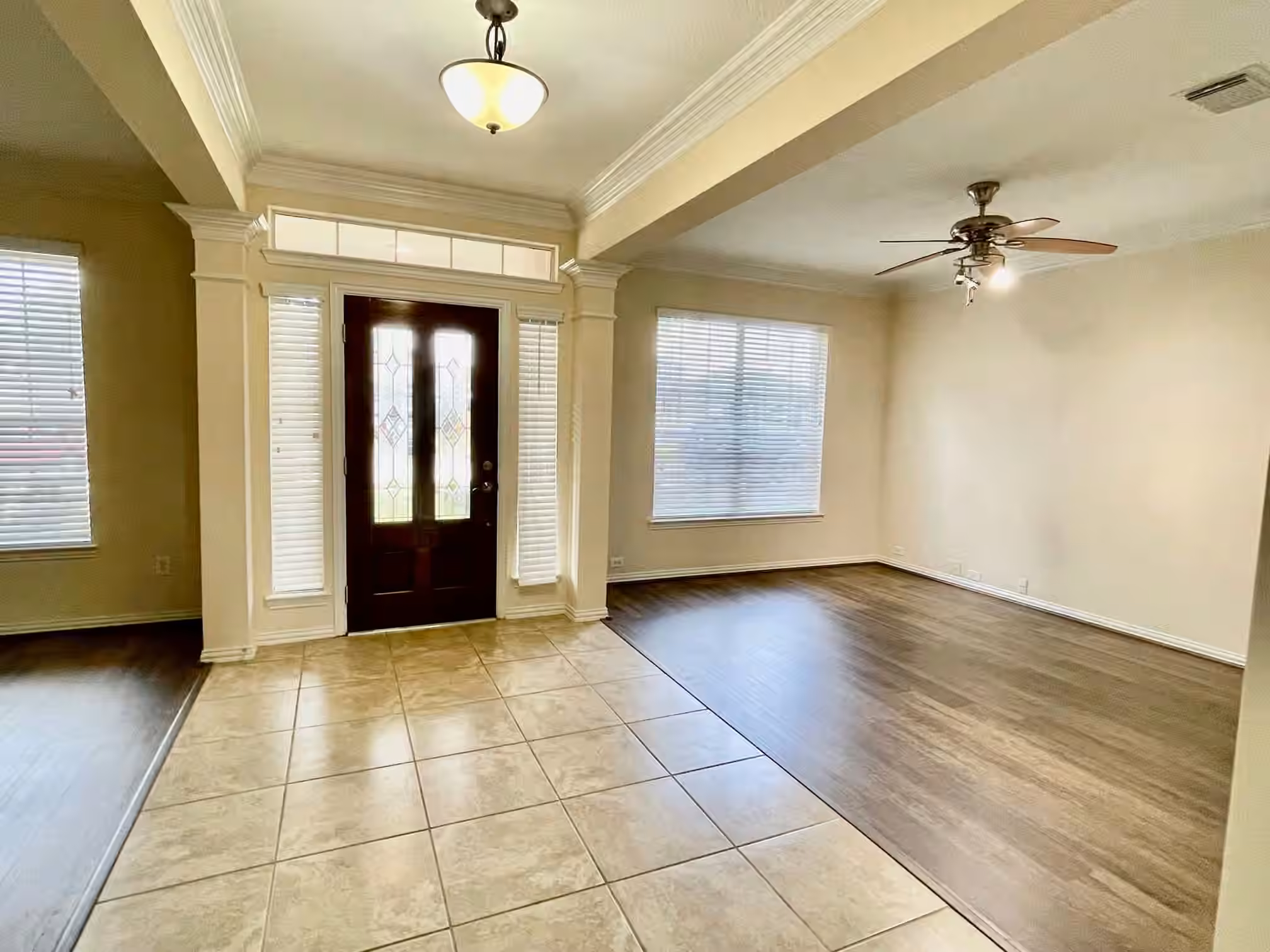 Photo 6 of 823 Aqua Vista, Richmond, TX