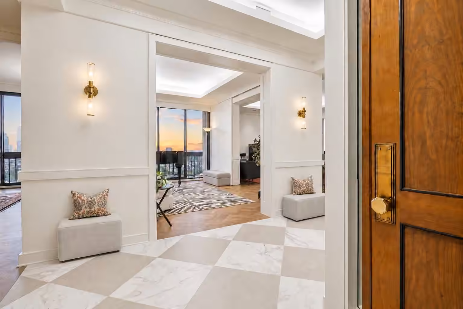 Photo of 5001 WOODWAY Drive PH2, Houston, TX