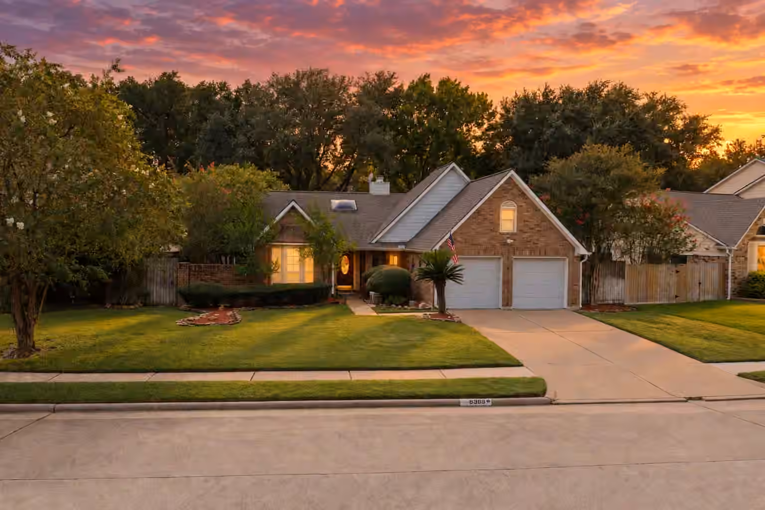 Photo of 8303 Plum Lake Drive, Houston, TX
