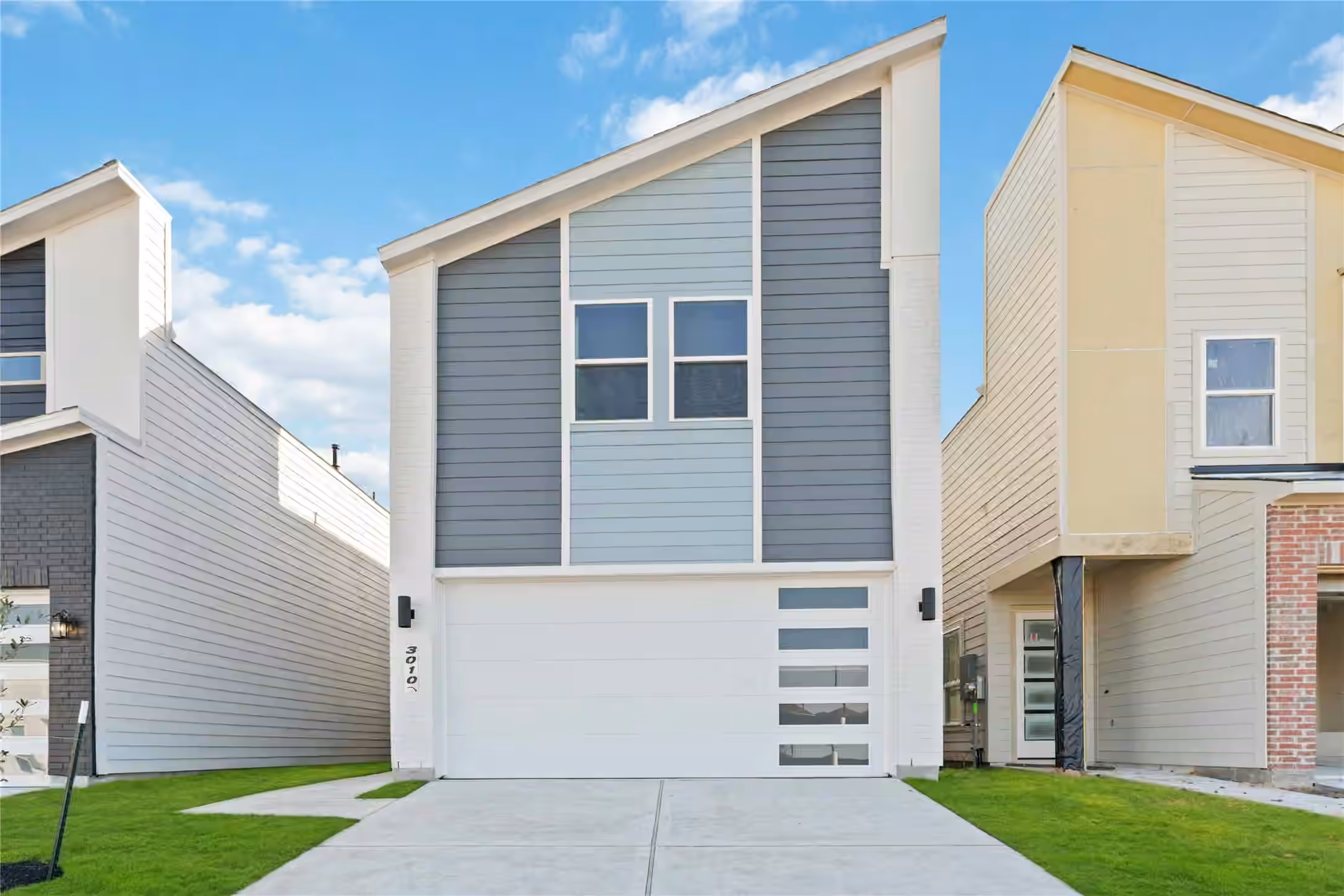 Photo of 3010 La Rambla Drive, Houston, TX 77047