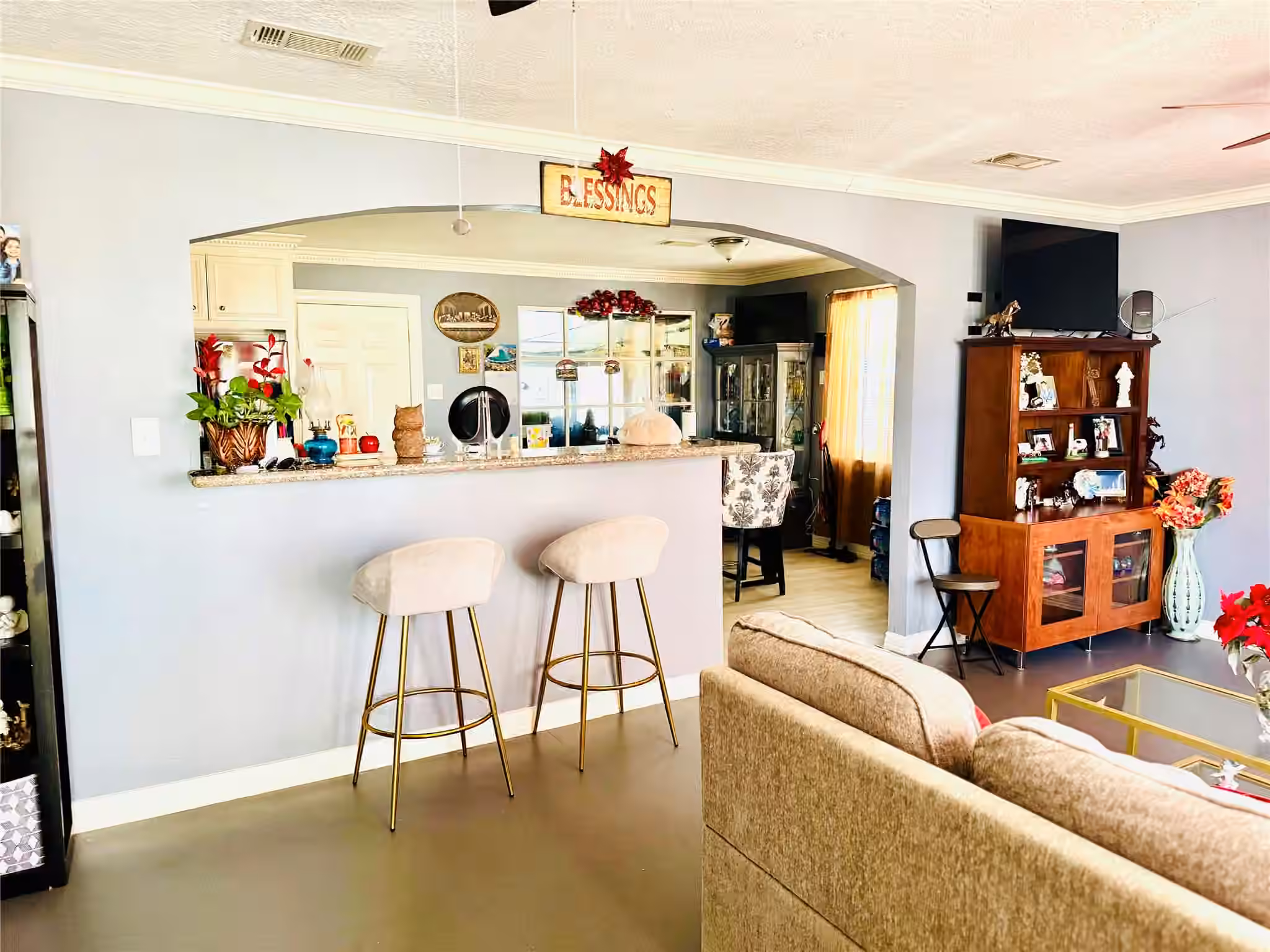 Photo 2 of 9105 Exeter Street, Houston, TX