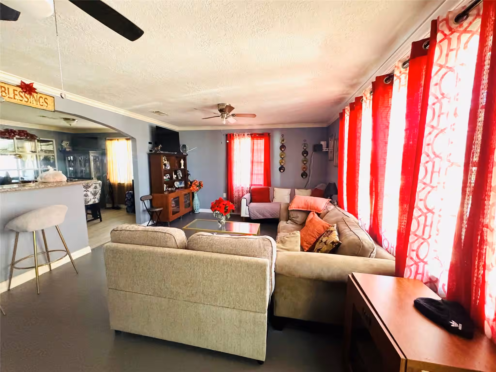 Photo 3 of 9105 Exeter Street, Houston, TX
