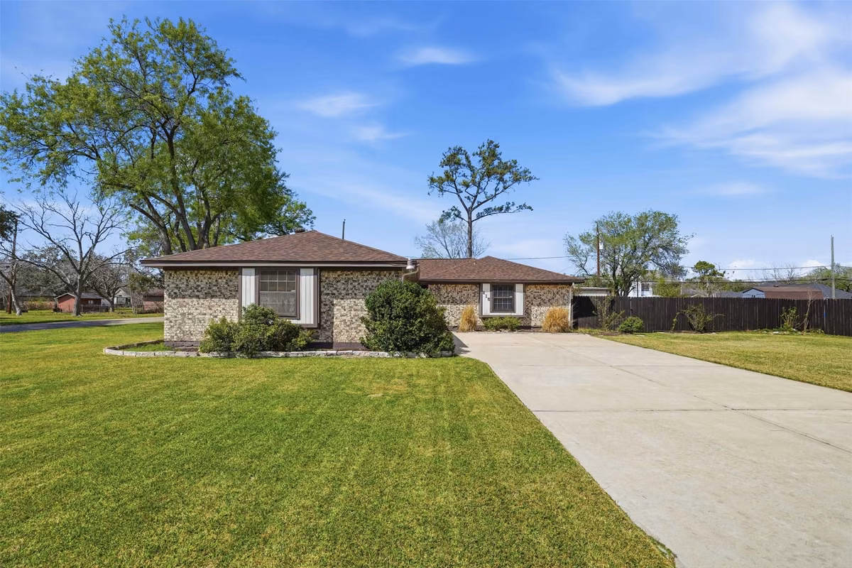 Photo of 815 Wisconsin Street, South Houston, TX 77587