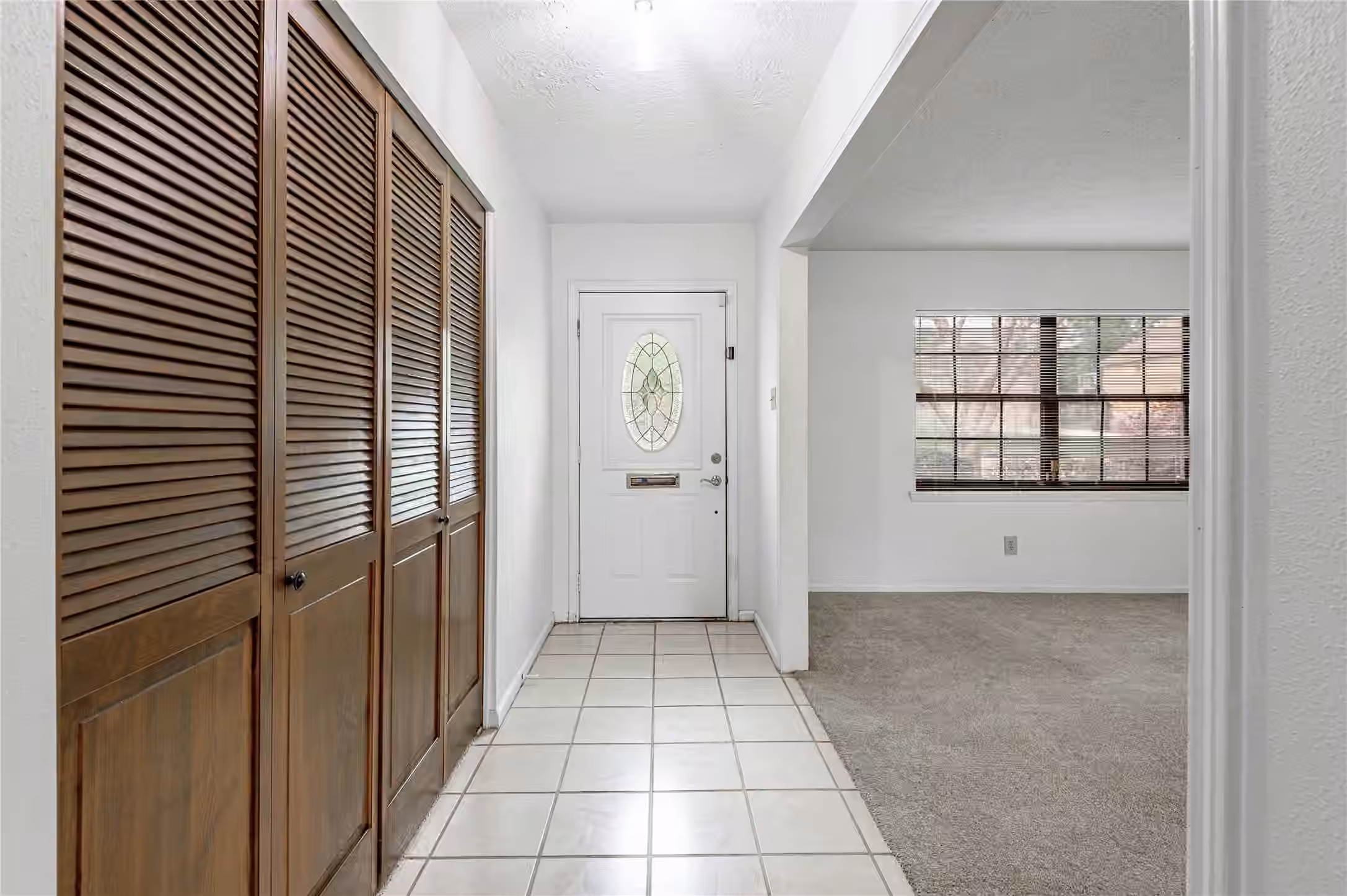 Photo 3 of 121 Elmwood Street, Huntsville, TX