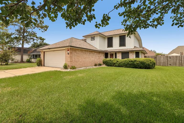 Photo 6 of 1505 Roosevelt Drive, Deer Park, TX