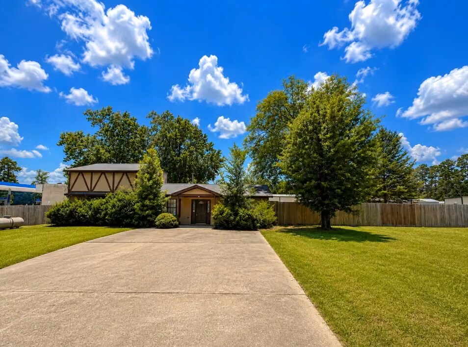 Photo of 29607 Highland Boulevard, Magnolia, TX 77354