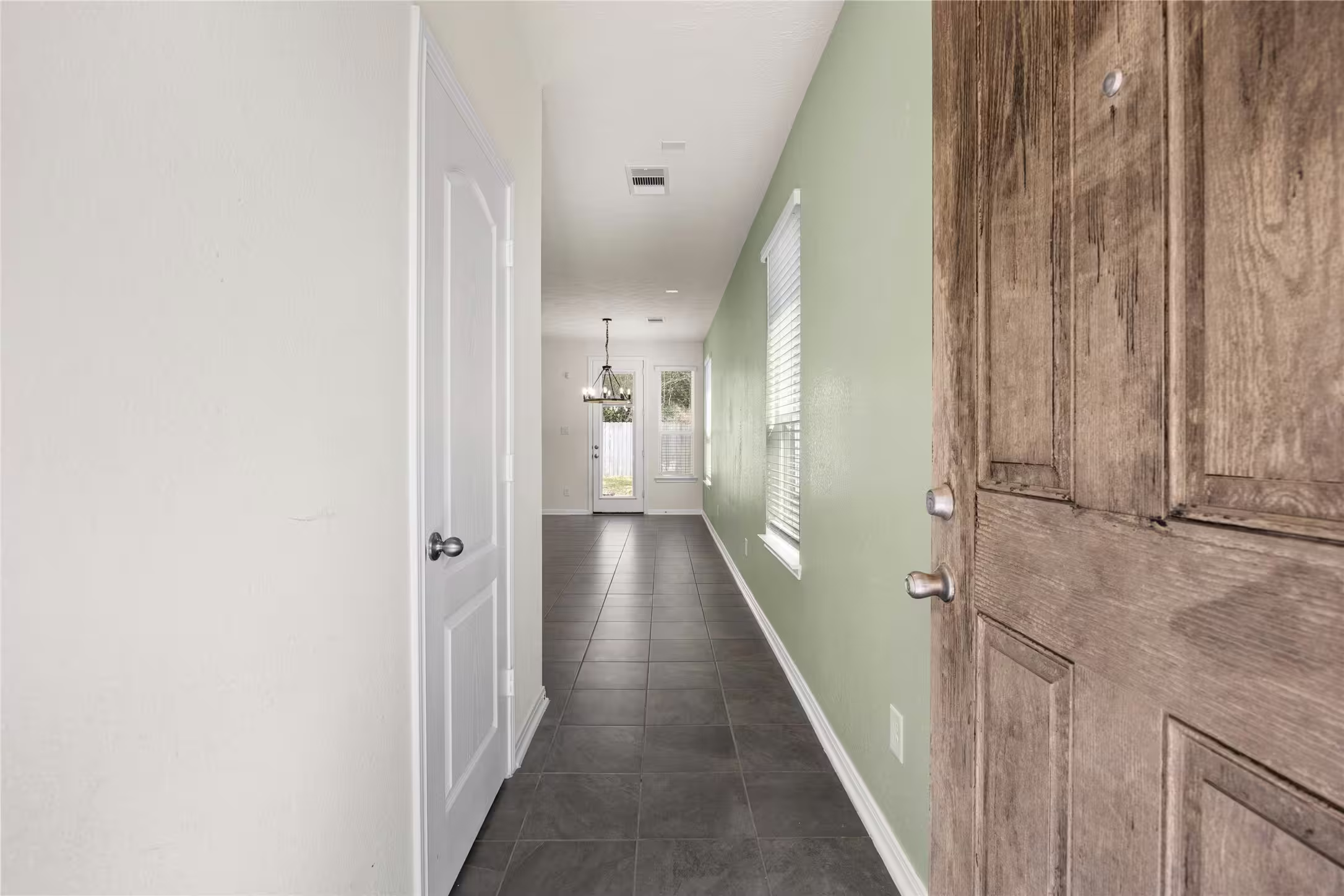 Photo 4 of 9550 Louis Phillip Street, Magnolia, TX