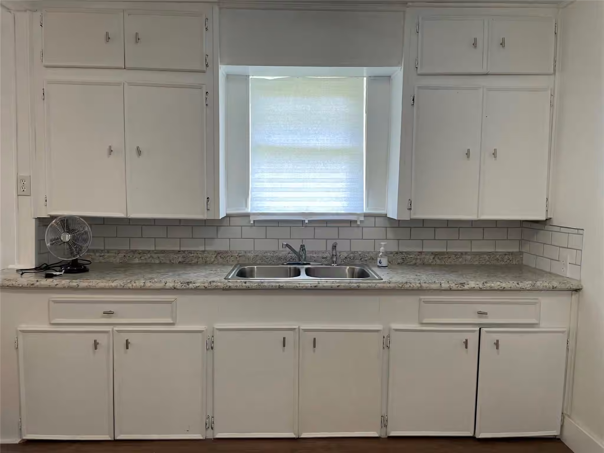 Photo of 405 Woodrow Jackson Drive, Navasota, TX