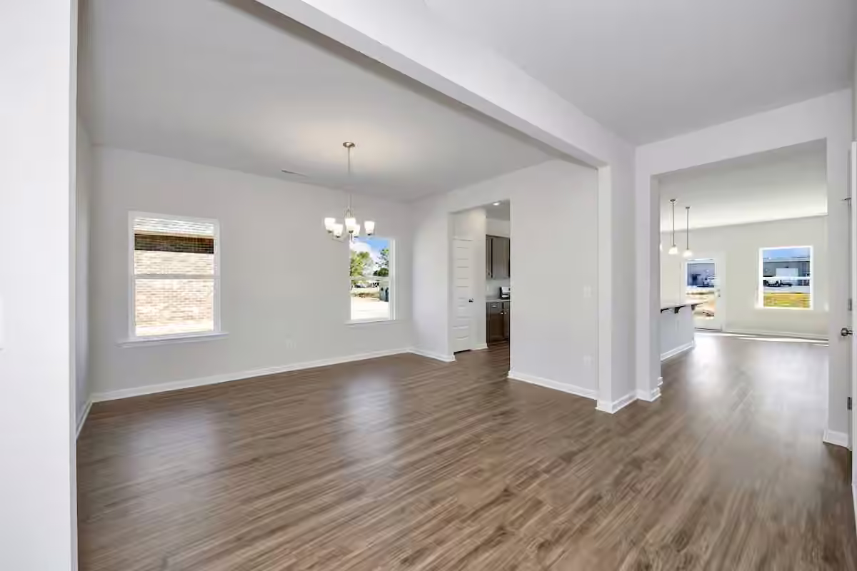 Photo 7 of 6111 Royal Palm Drive, Manvel, TX