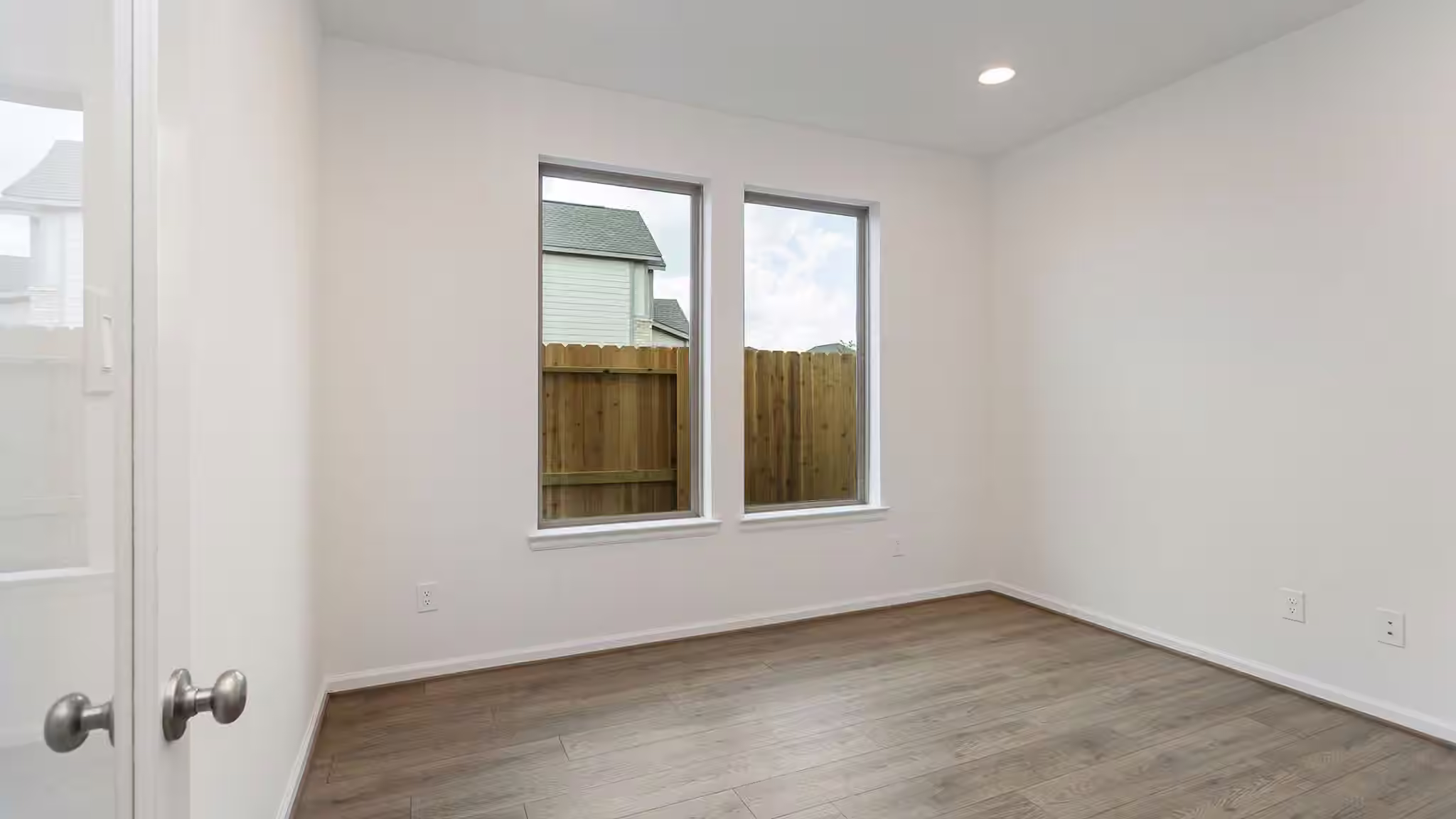 Photo 2 of 10315 Melida Dawn Way, Richmond, TX