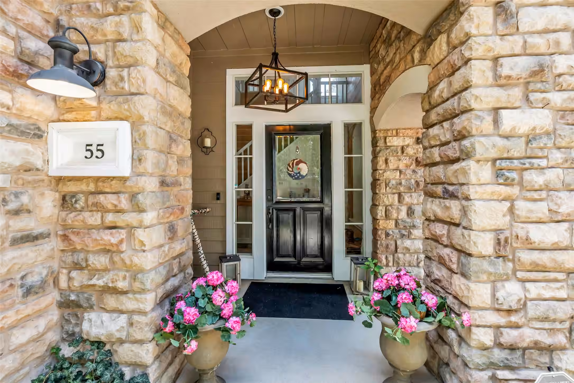 Photo 2 of 55 S Bethany Bend Circle S, The Woodlands, TX