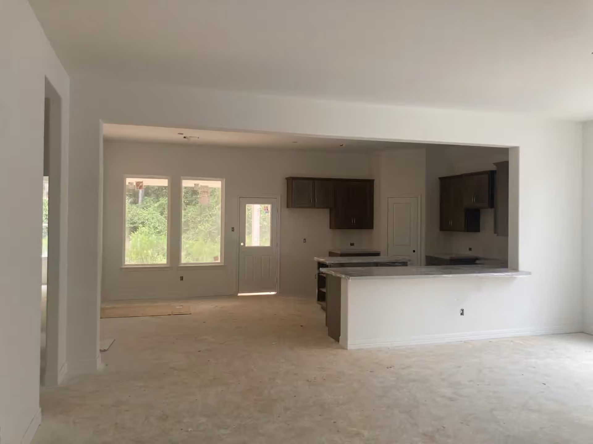 Photo 4 of 25566 West Blackwater Creek Trail, Magnolia, TX