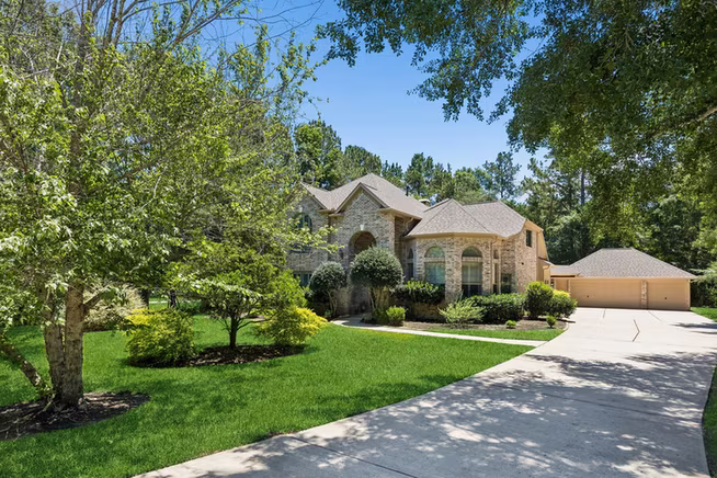 Photo of 8978 Willow Springs Lane, Conroe, TX 77302