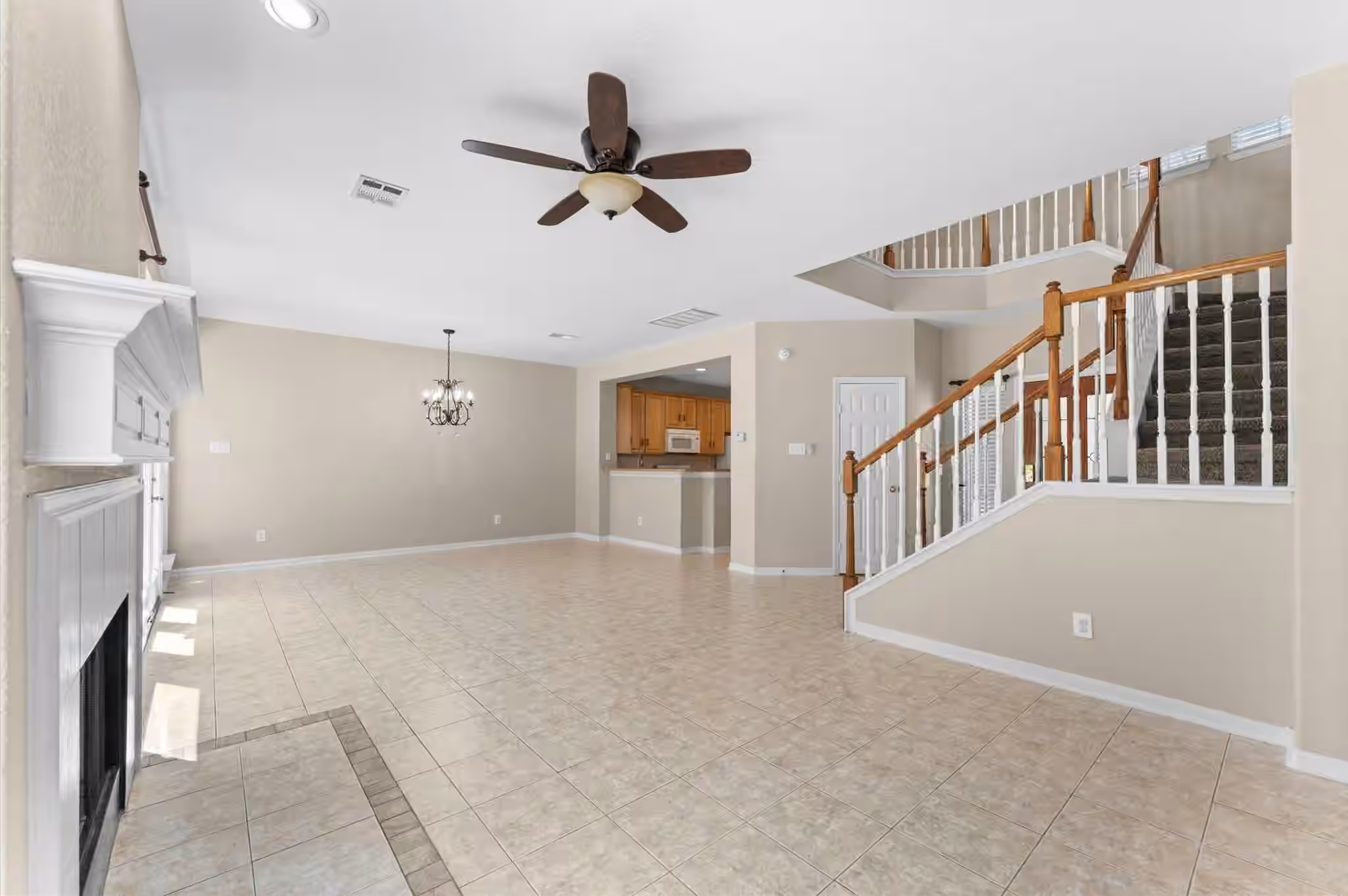 Photo 7 of 97 E Greenhill Terrace Place Place, The Woodlands, TX