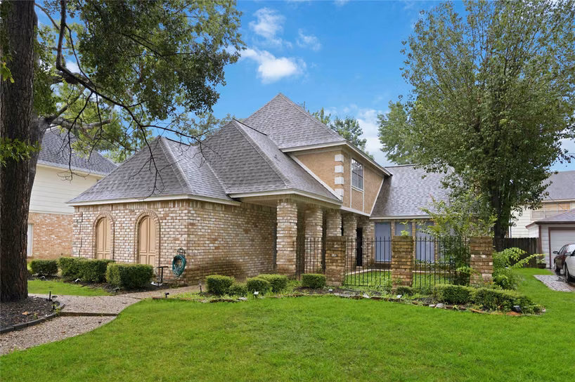 Photo 2 of 15110 Walters Rd Road, Houston, TX