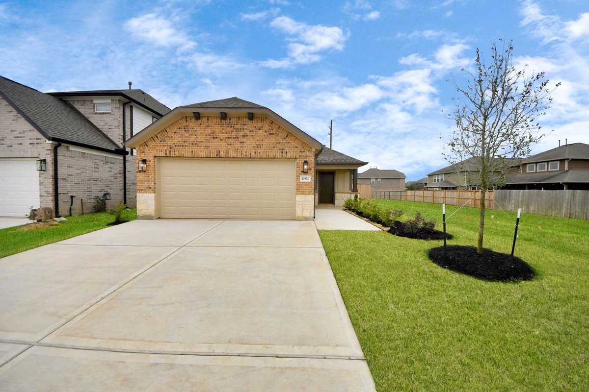Photo of 18531 Athena Flower Drive, Fresno, TX 77545