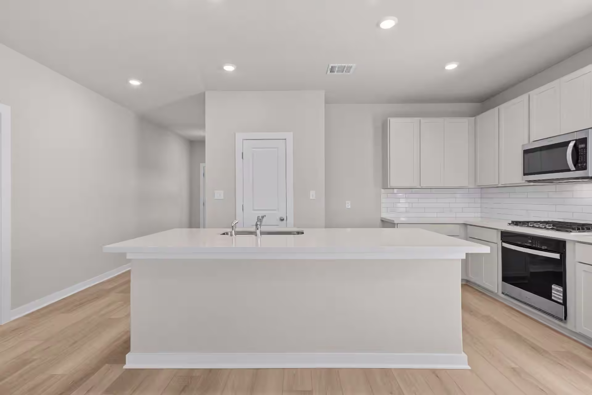 Photo of 2518 N Heritage Drive, Dayton, TX 77535