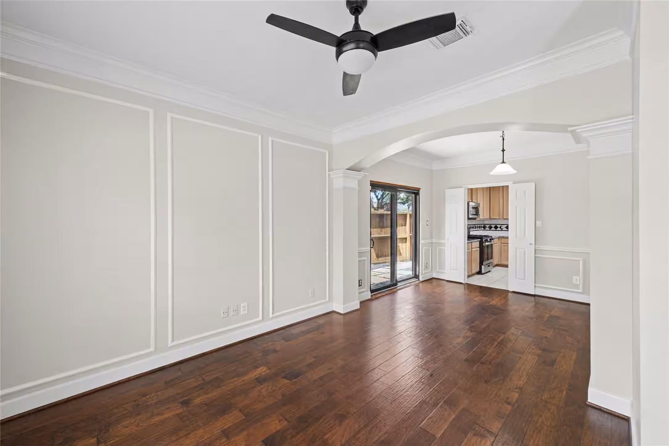 Photo 6 of 19134 Mockingbird Valley Drive, Katy, TX