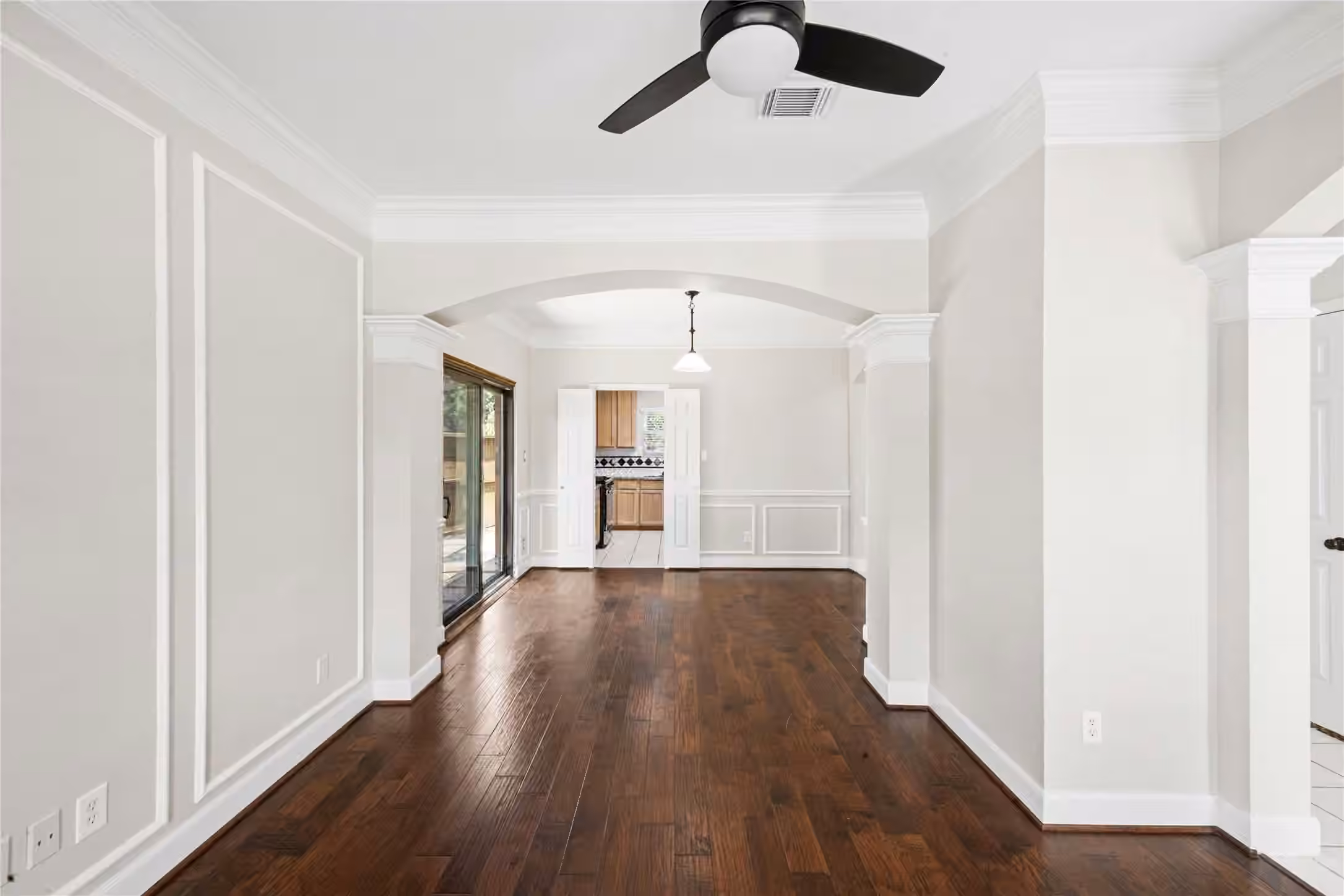 Photo 7 of 19134 Mockingbird Valley Drive, Katy, TX