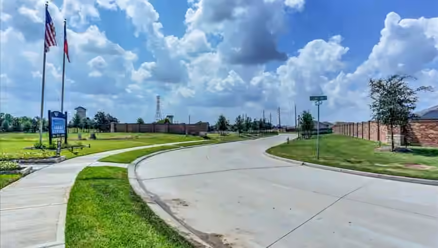 Photo 5 of 5029 Neon Moon Drive, Katy, TX