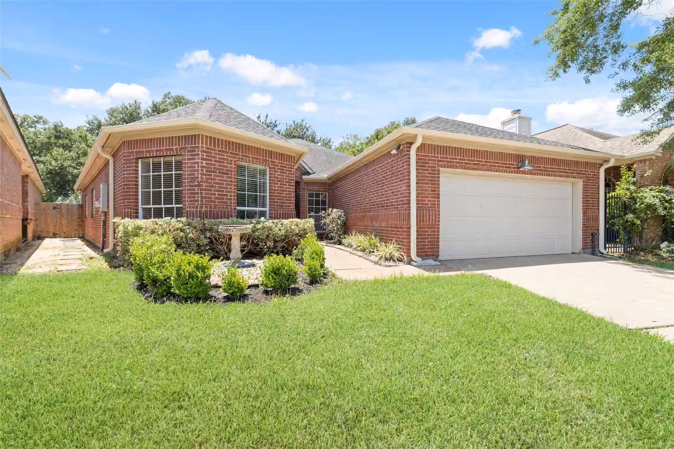 Photo of 7115 W Hearthstone Green Drive, Houston, TX 77095