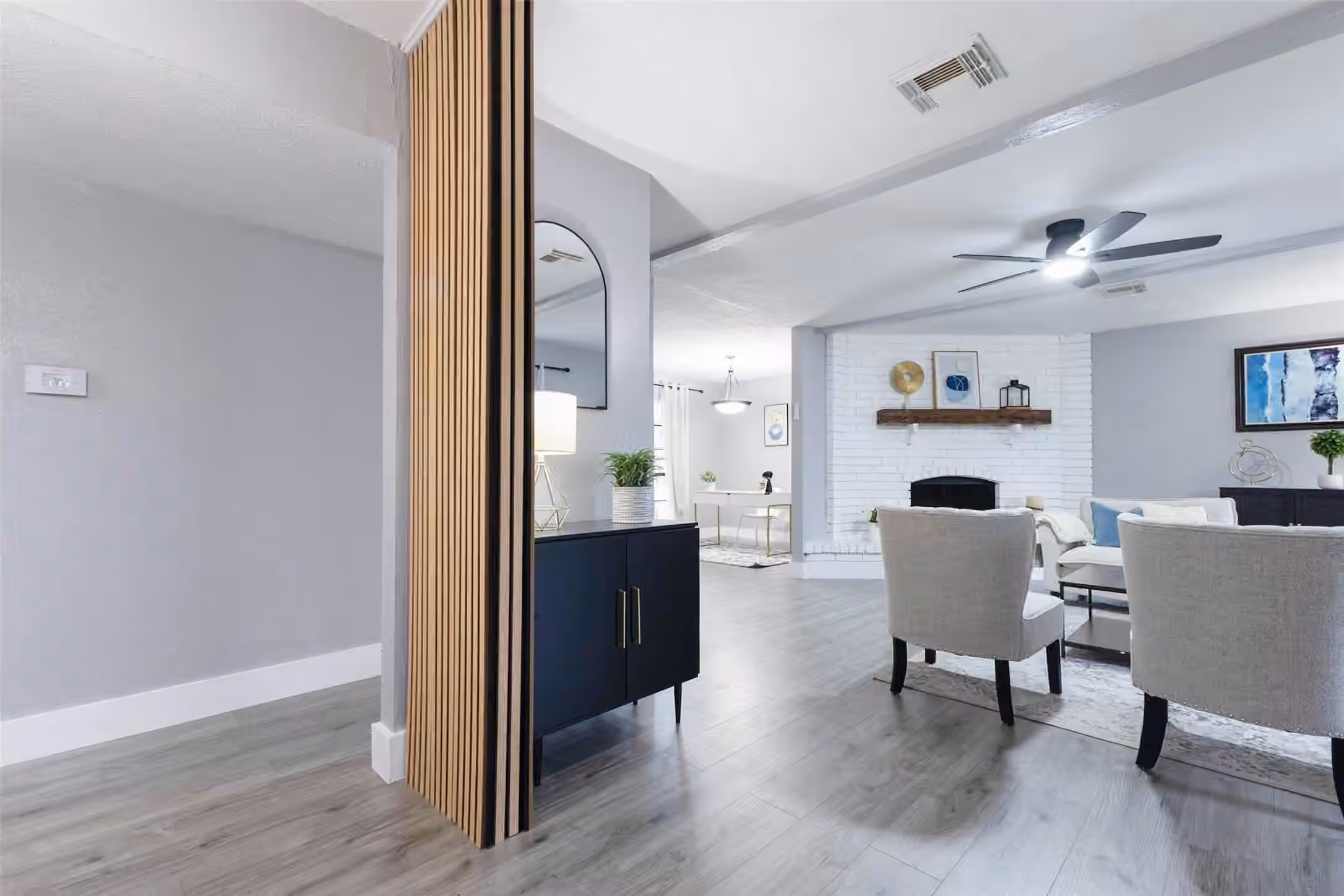 Photo 6 of 17302 S Yorkglen Drive, Houston, TX
