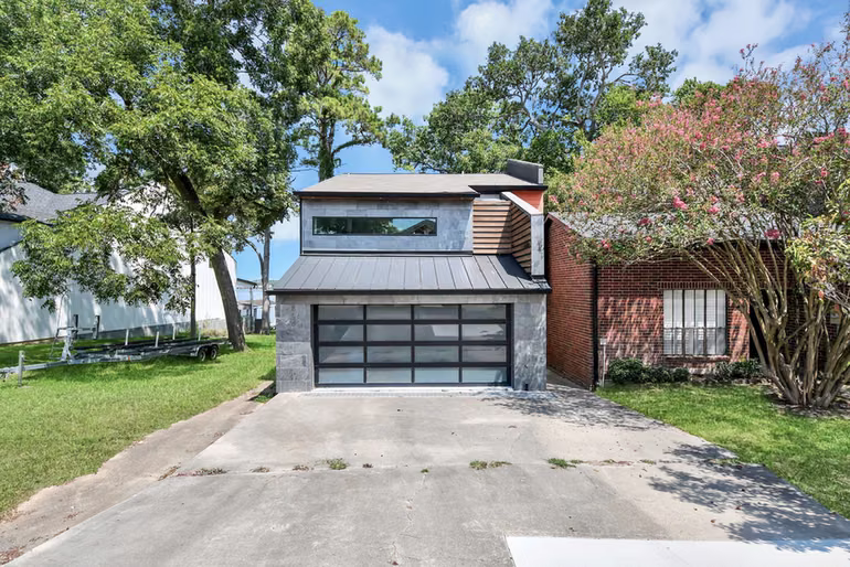 Photo 7 of 854 Lake View Drive, Montgomery, TX