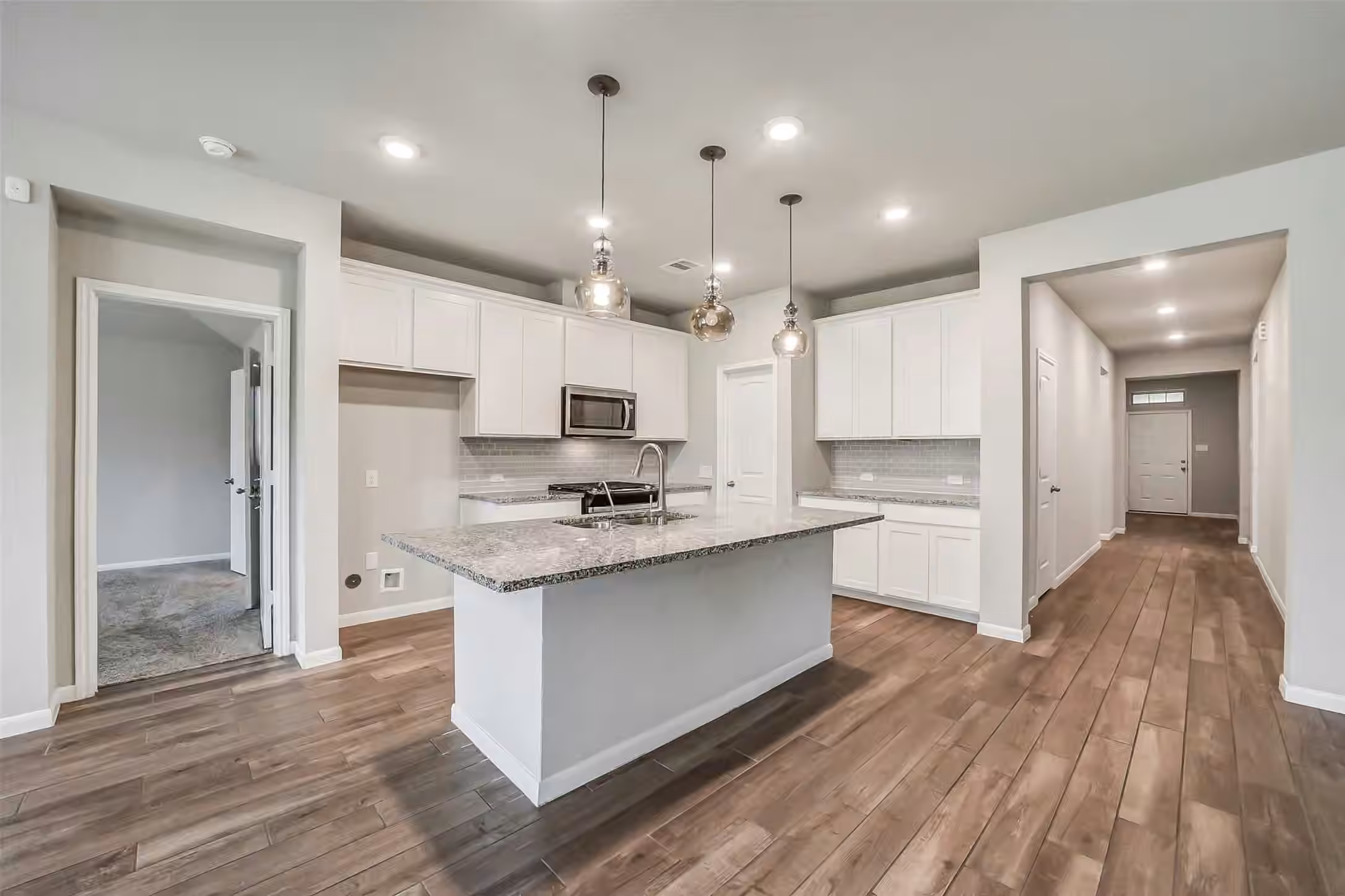 Photo 6 of 2103 Brisa Lane, Baytown, TX