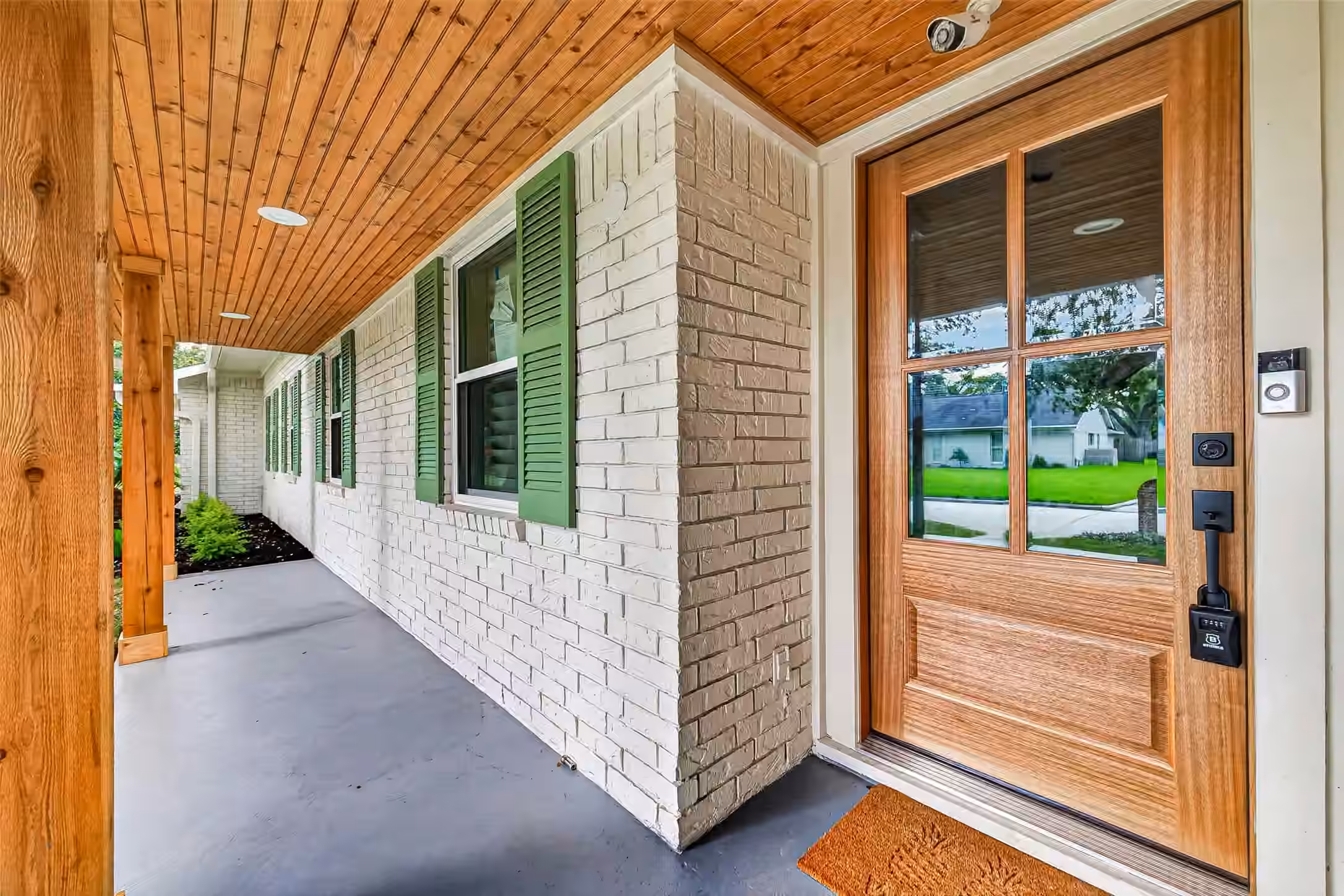 Photo 5 of 11322 Oak Spring Drive E, Houston, TX