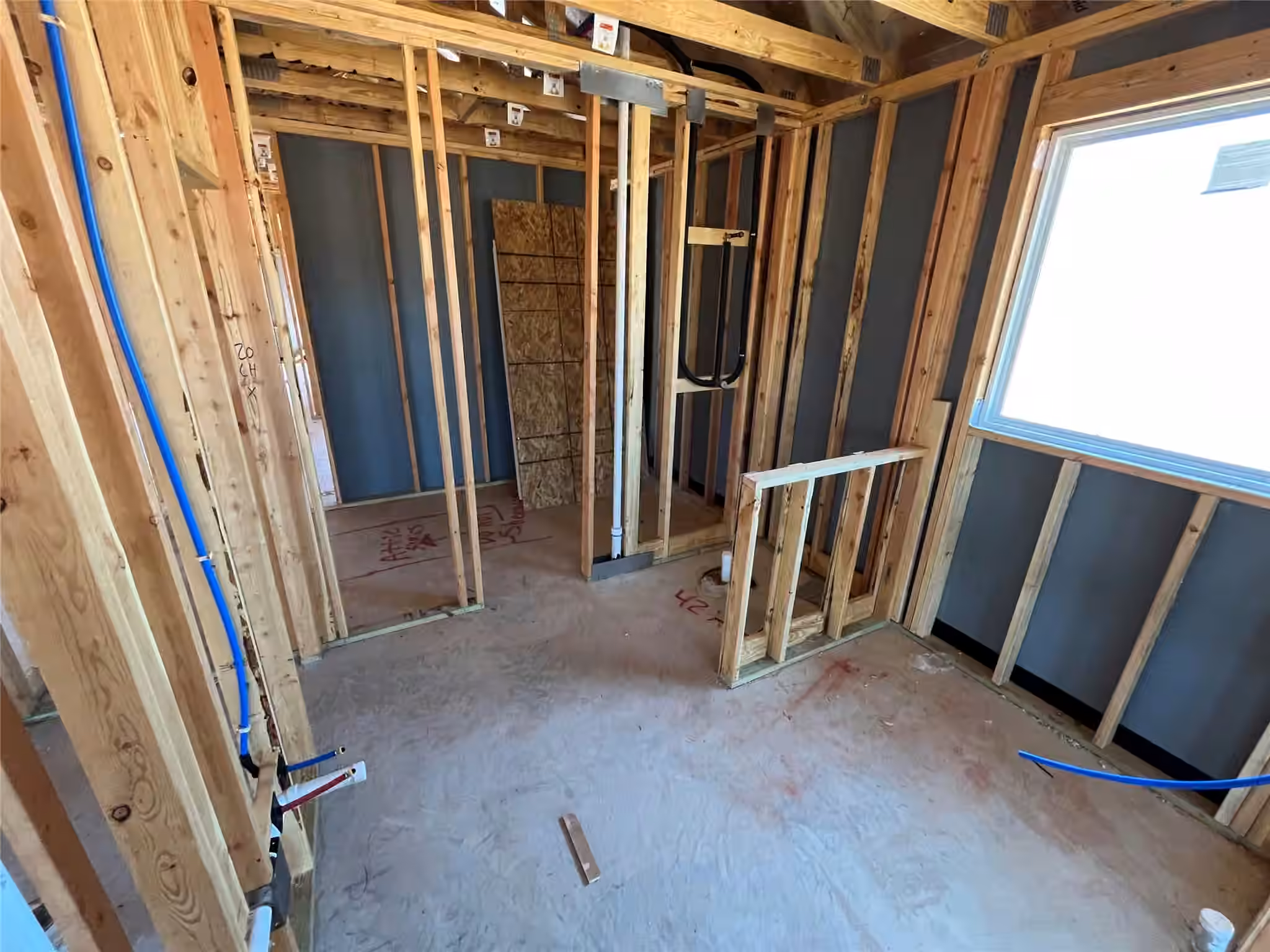 Photo 4 of 2028 Water Thistle Way, Waller, TX