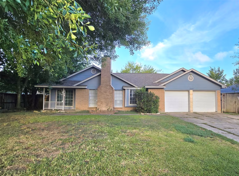 Photo of 5205 Winding Brook Drive, Dickinson, TX