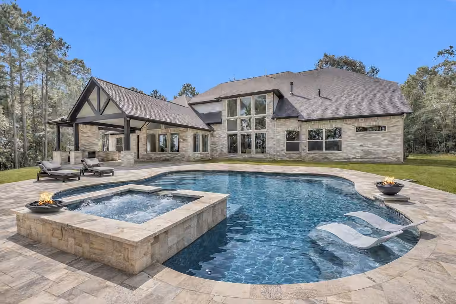 Photo 4 of 8604 Trinity Pines Court, Montgomery, TX