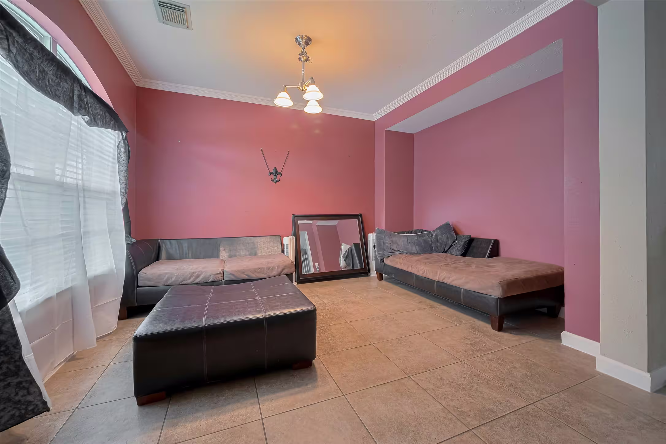 Photo 5 of 1703 Macclesby Lane, Houston, TX
