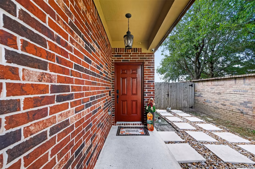 Photo 4 of 5102 Espuela Lane, Baytown, TX
