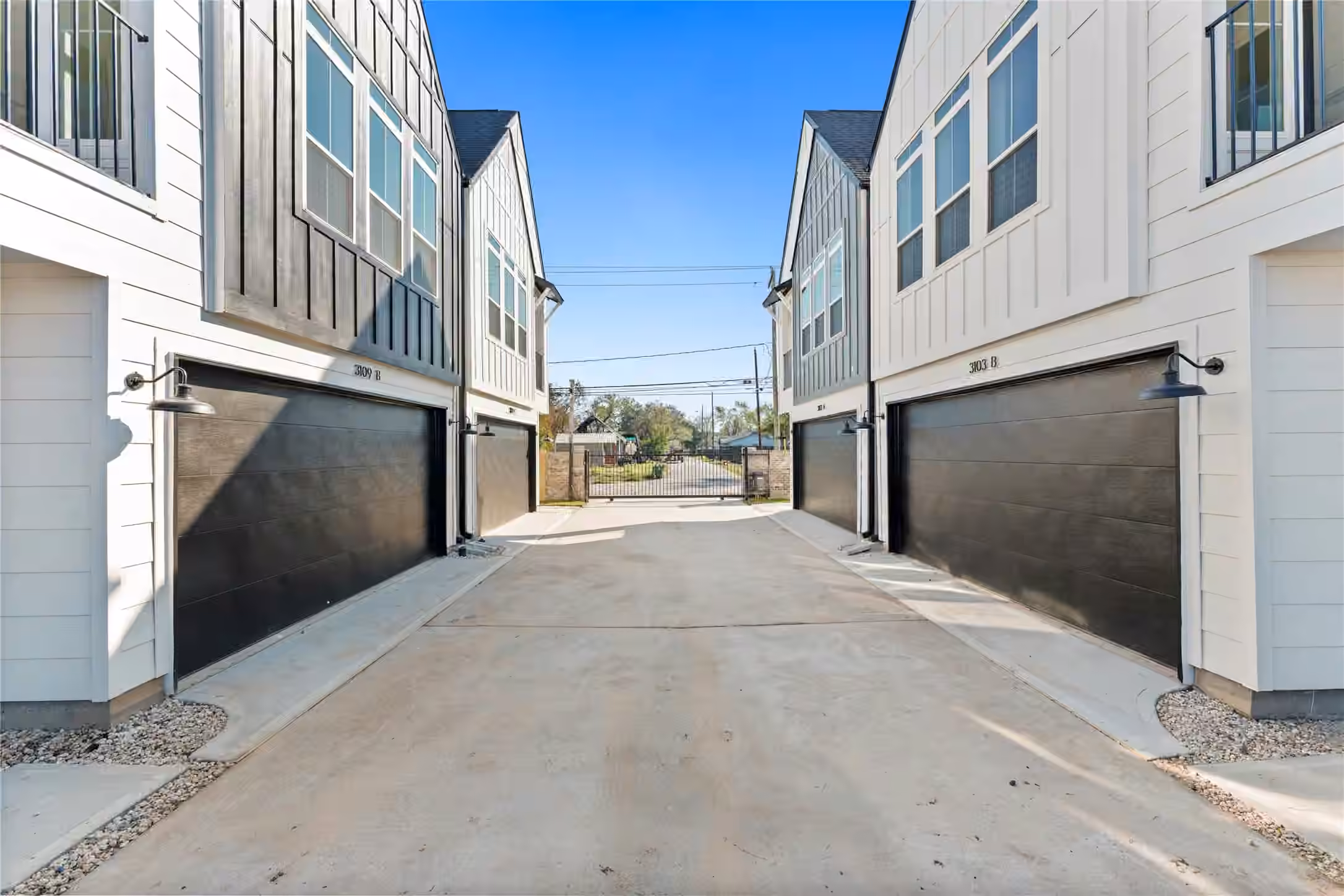 Photo of 3105 Jensen Dr C, Houston, TX