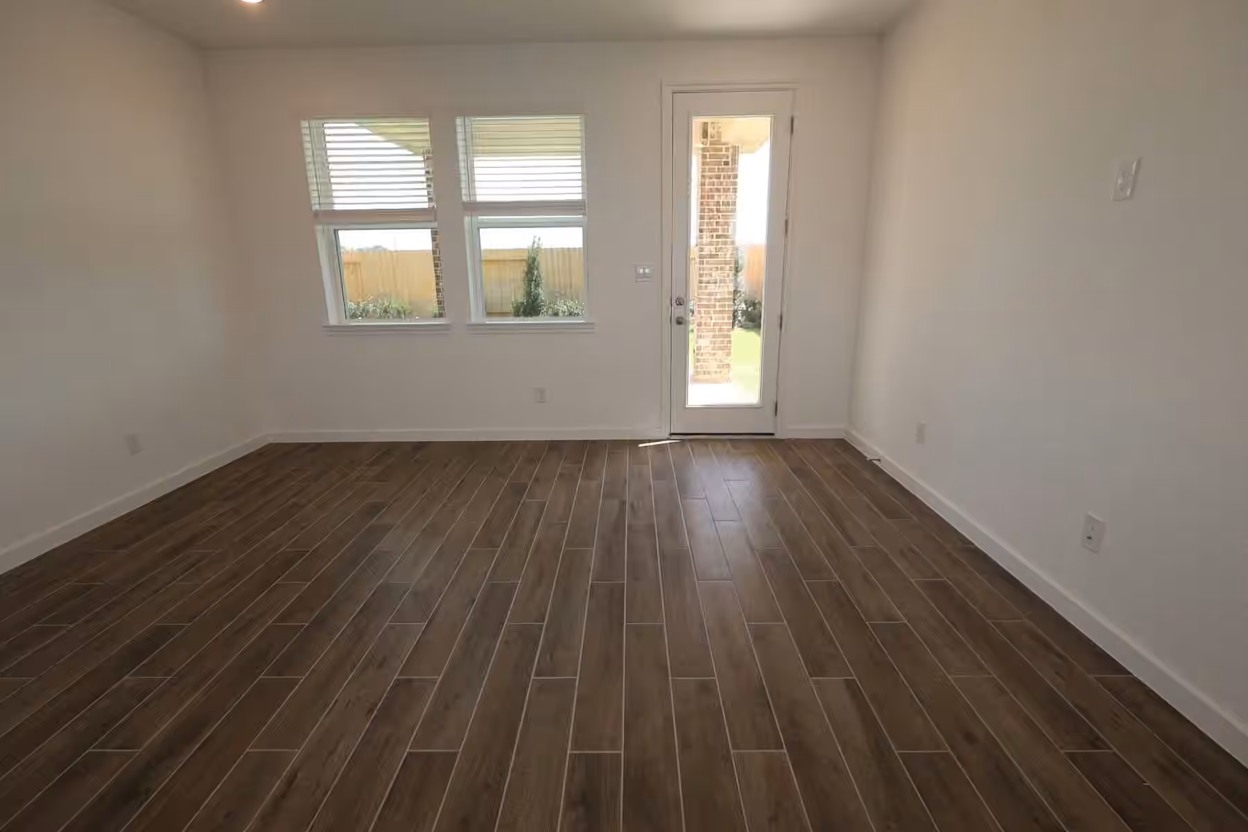 Photo 5 of 23635 Gulf Prairie Drive, Katy, TX