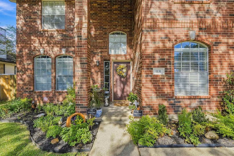 Photo 3 of 1131 Alexandria Court, Richmond, TX